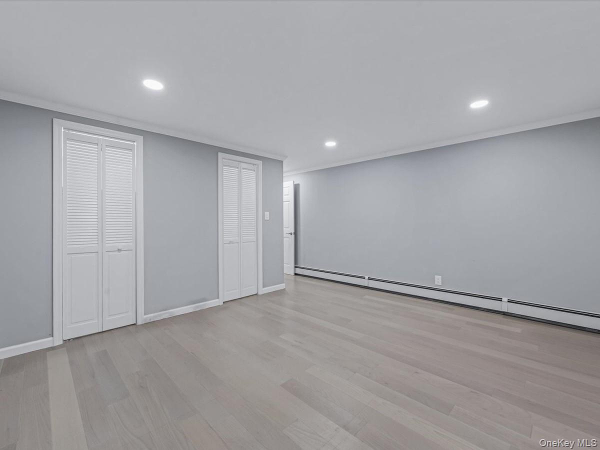 #19 photo, 19 Ridge Drive, Roslyn , NY 11576