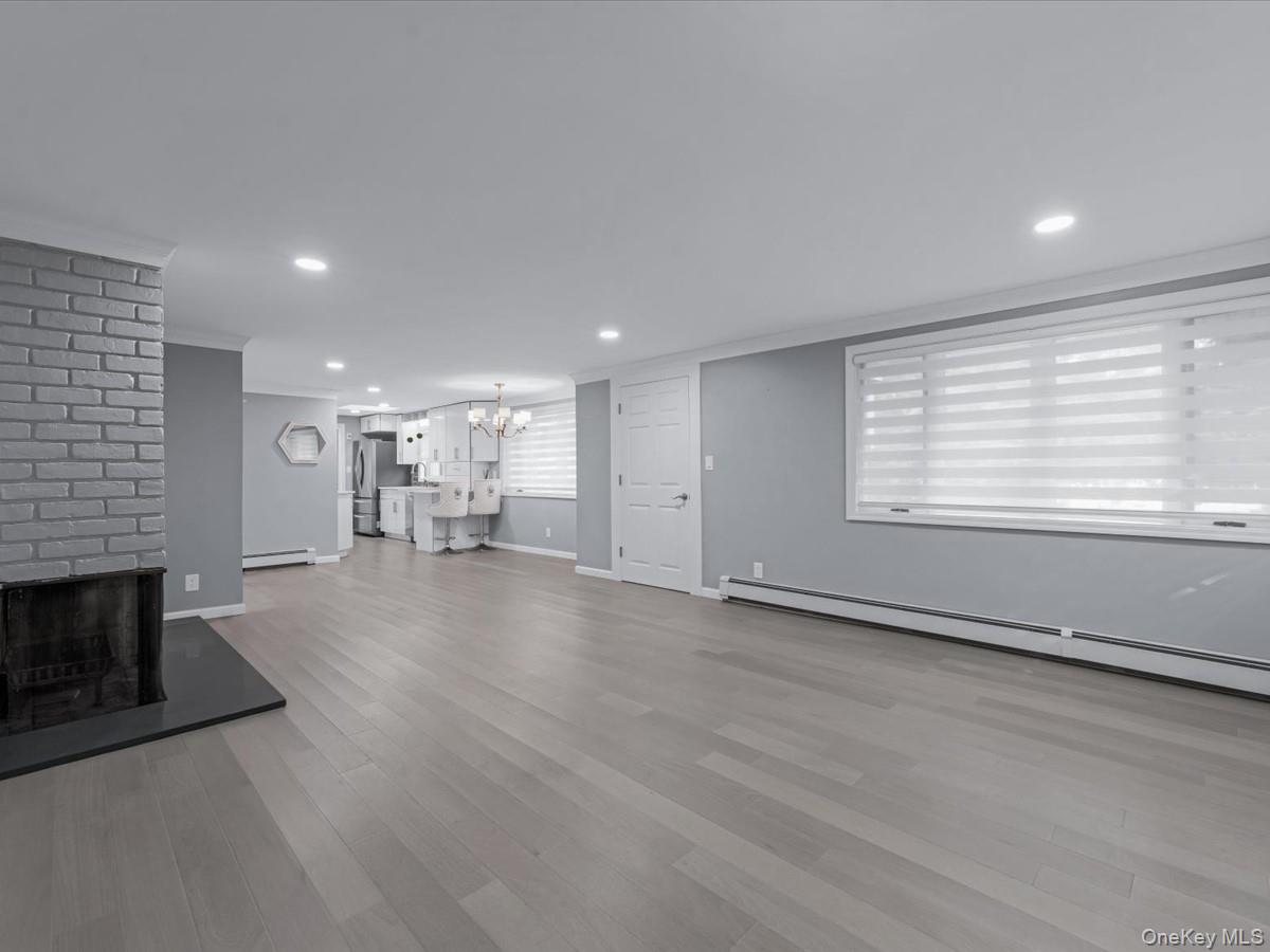 #7 photo, 19 Ridge Drive, Roslyn , NY 11576