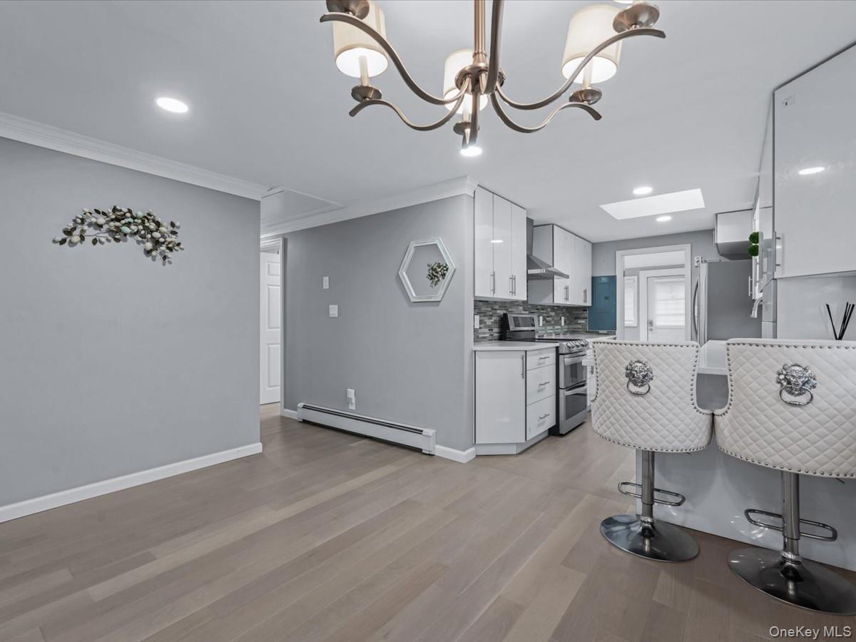 #9 photo, 19 Ridge Drive, Roslyn , NY 11576