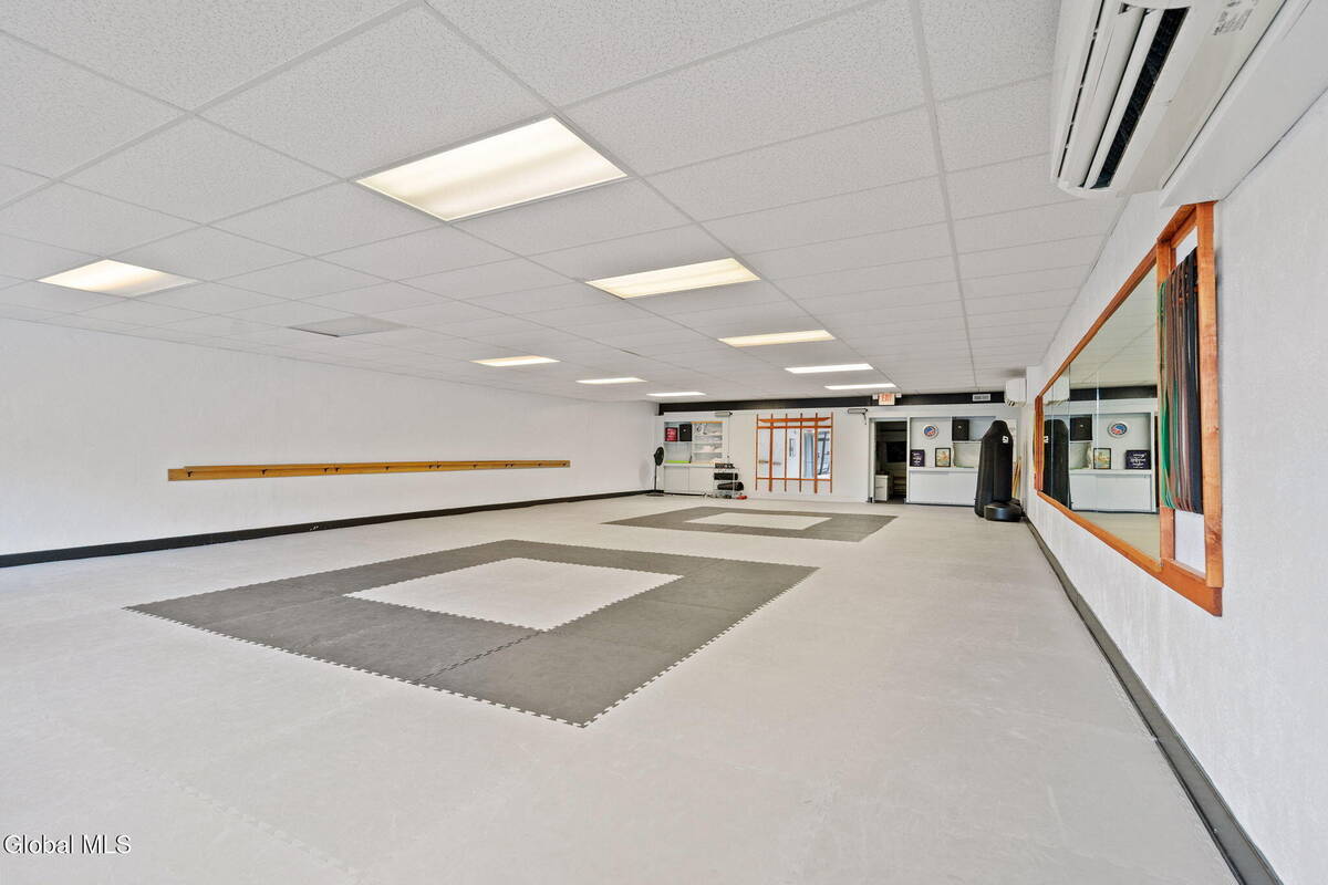 #10 photo, 175-179 Columbia Turnpike, East Greenbush , NY 12144