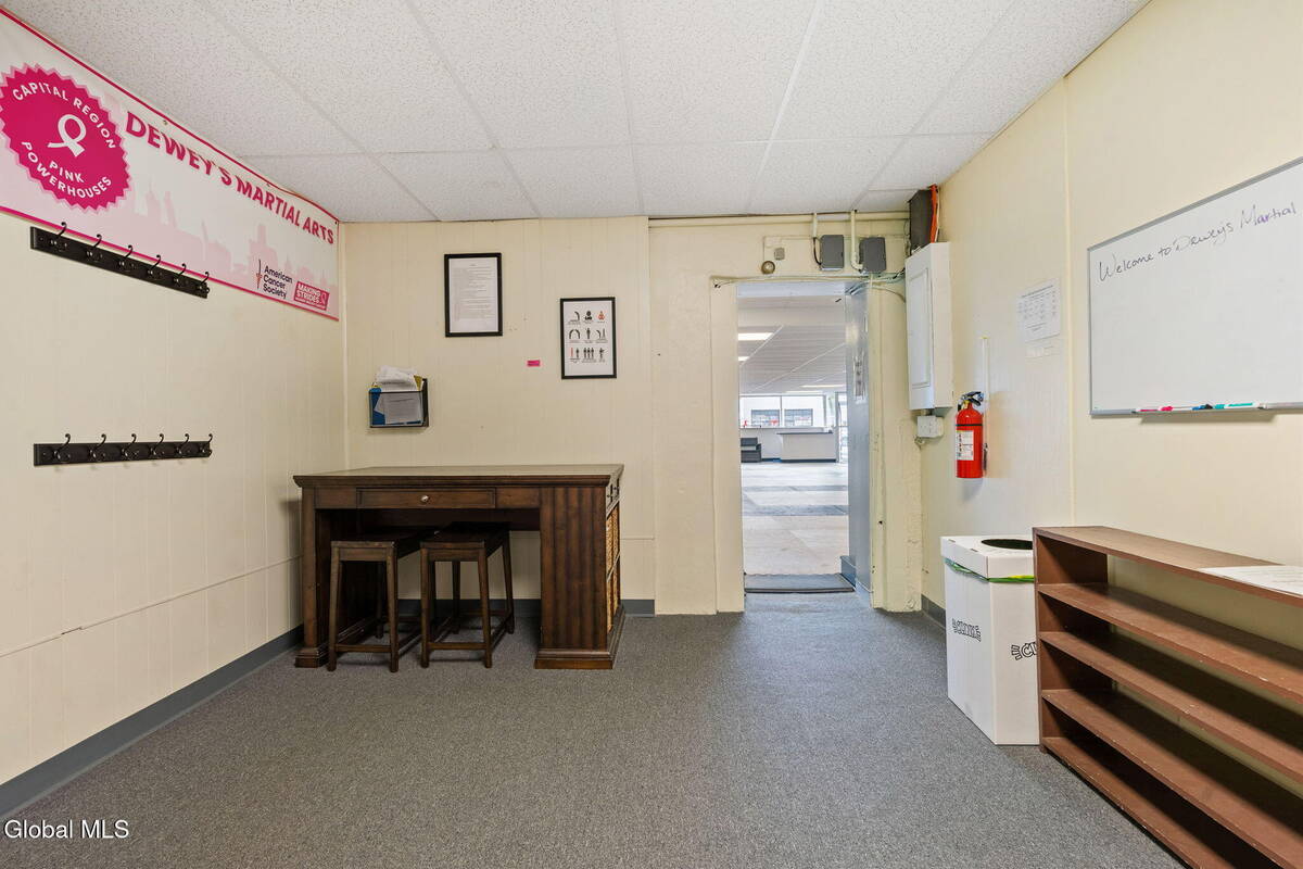 #11 photo, 175-179 Columbia Turnpike, East Greenbush , NY 12144