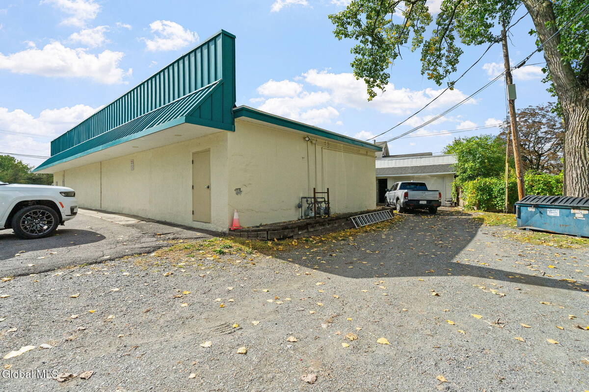 #30 photo, 175-179 Columbia Turnpike, East Greenbush , NY 12144