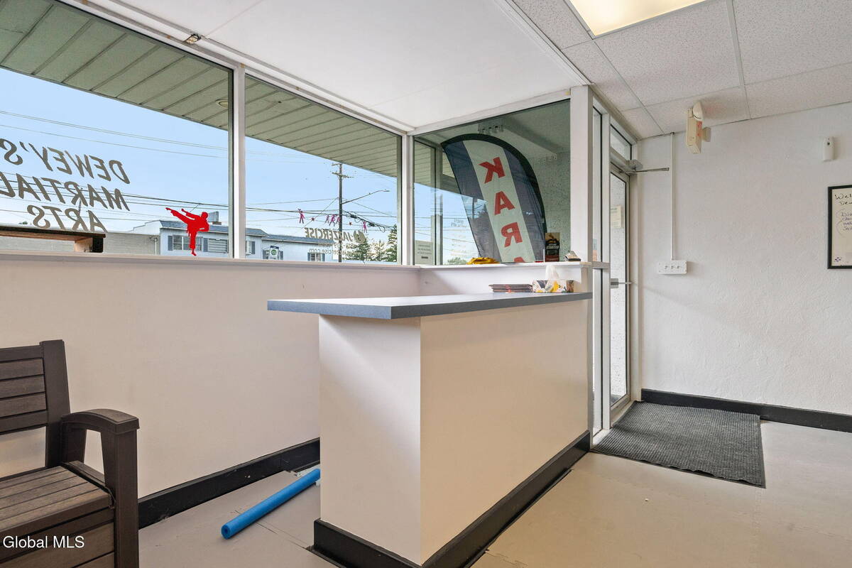 #5 photo, 175-179 Columbia Turnpike, East Greenbush , NY 12144