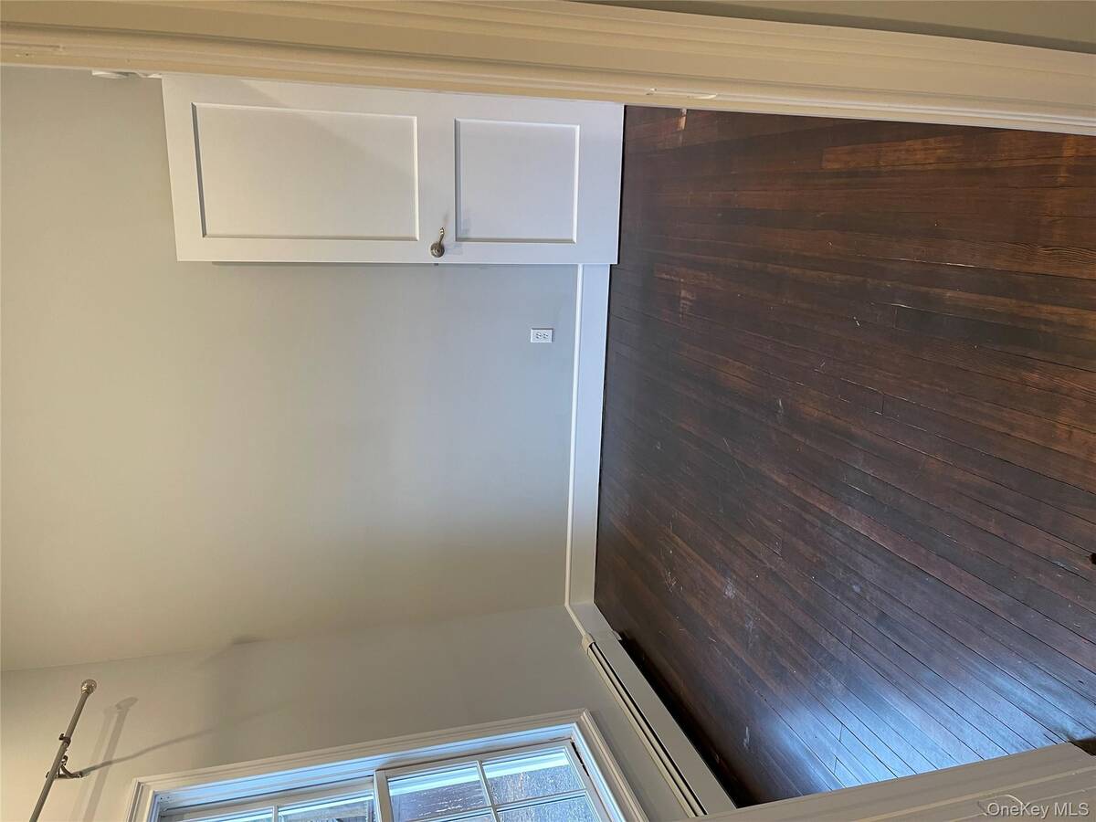 #4 photo, 94 New York Avenue, サフォーク郡 Sound Beach , NY 11789