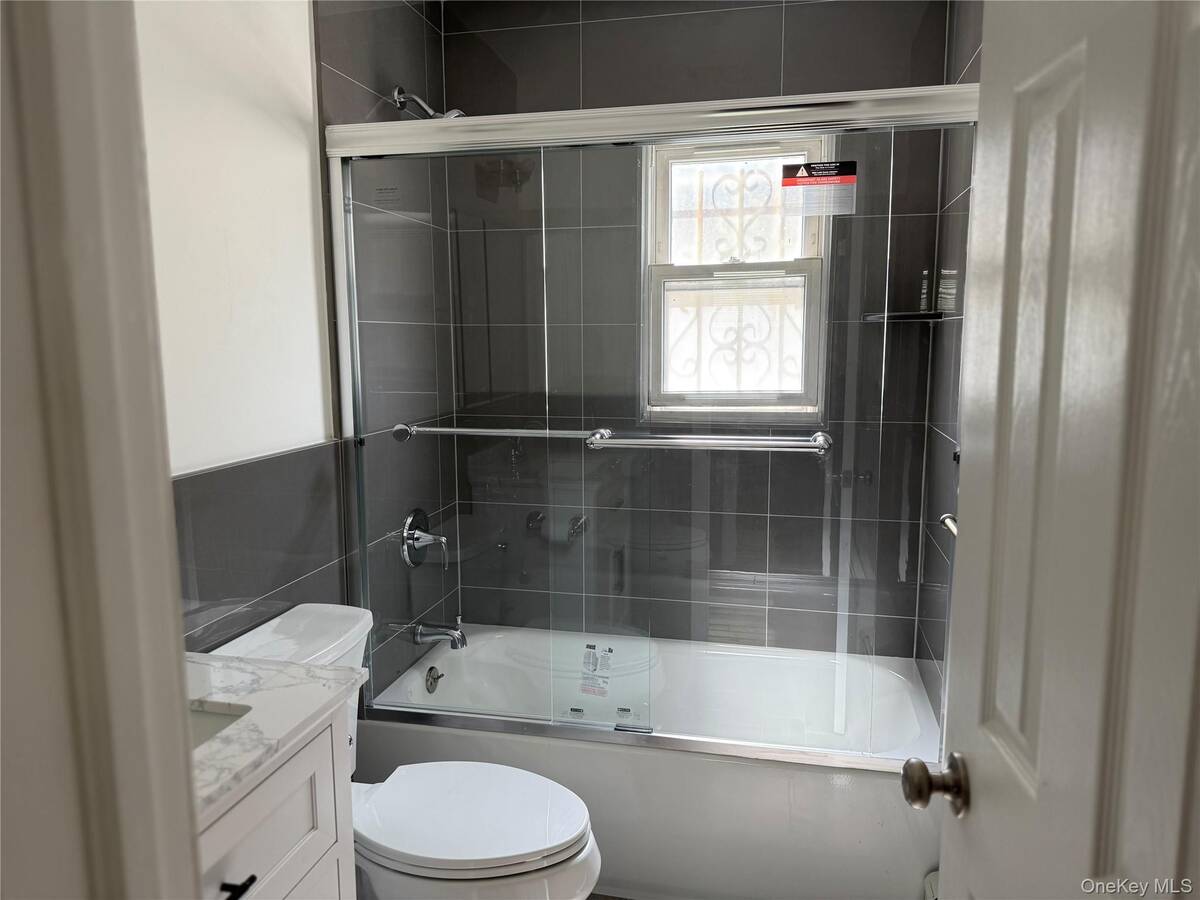 #6 photo, 11522 145th Street, Jamaica , NY 11436