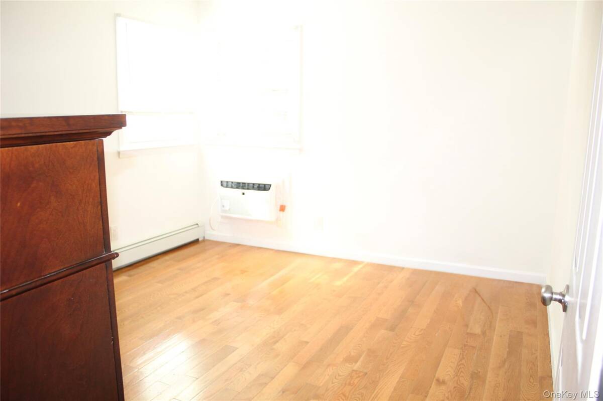 #7 photo, 11522 145th Street, Jamaica , NY 11436