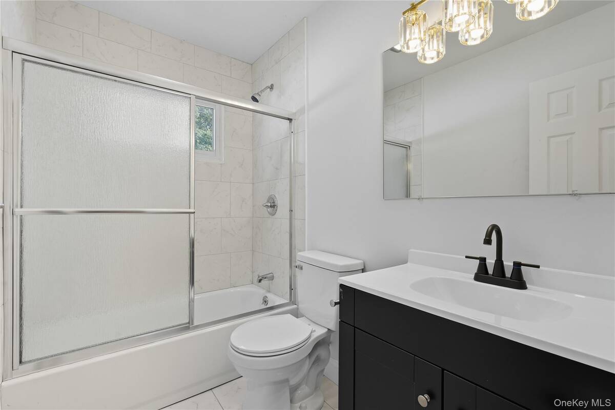 #14 photo, 87 Bellwood Avenue, South Setauket , NY 11720