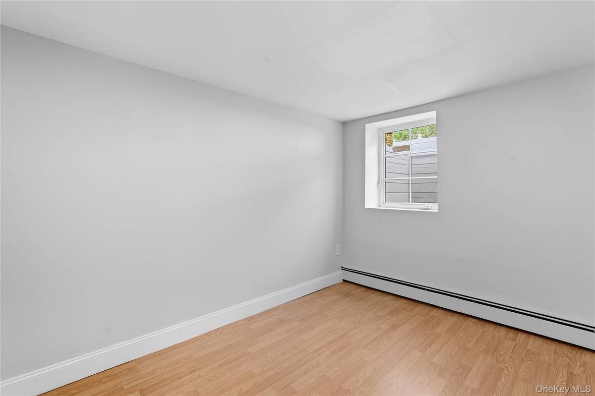 #26 photo, 87 Bellwood Avenue, South Setauket , NY 11720