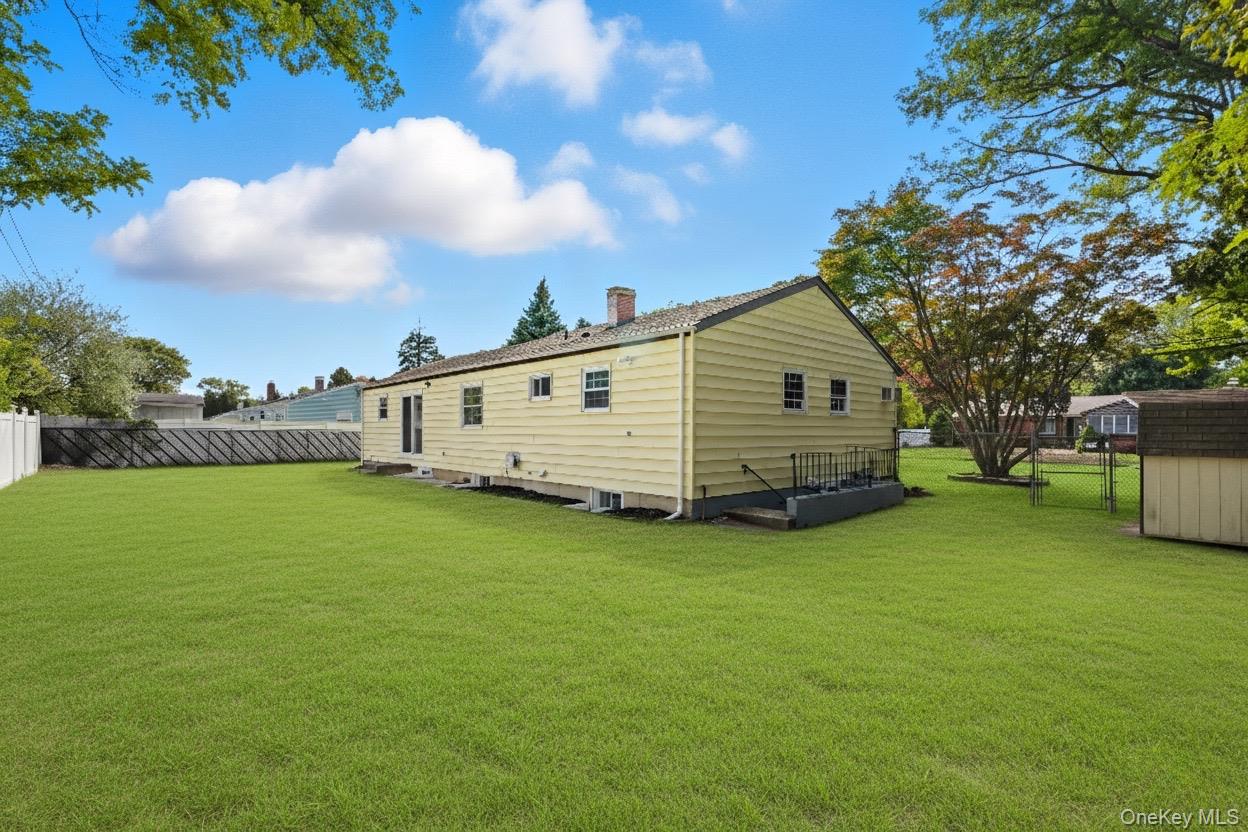 #5 photo, 87 Bellwood Avenue, South Setauket , NY 11720