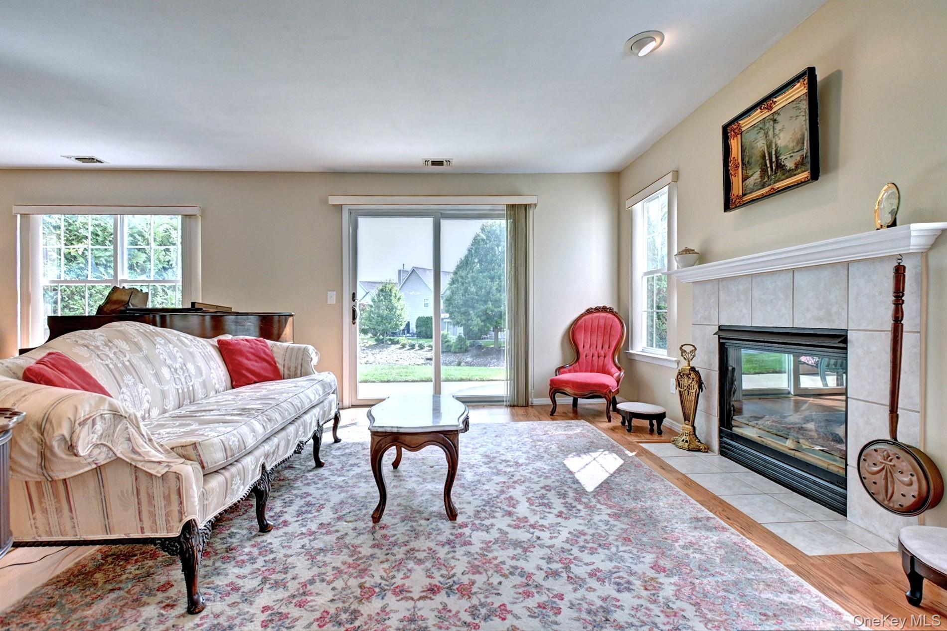 #10 photo, 315 Erik Drive, East Setauket , NY 11733