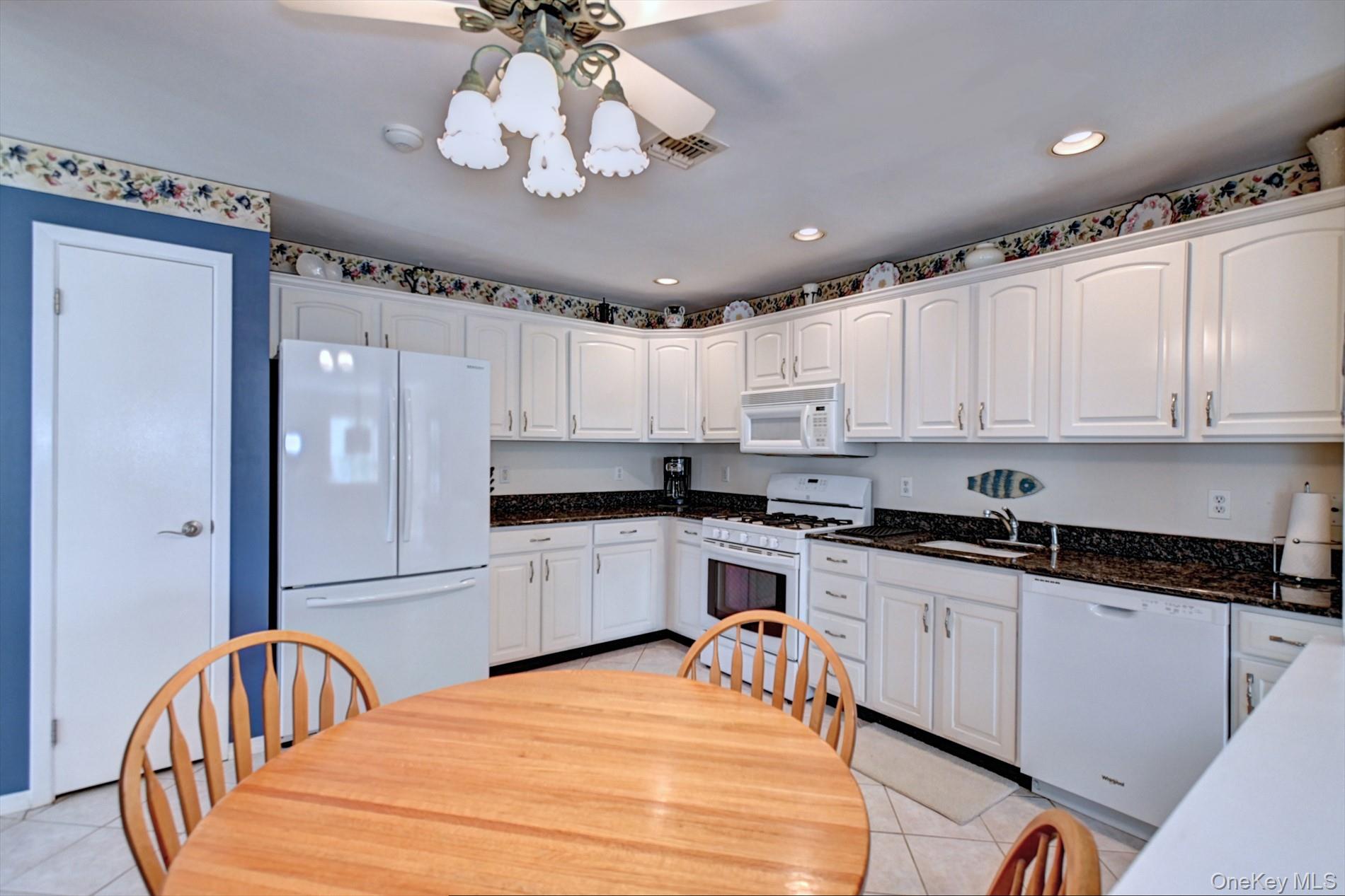 #17 photo, 315 Erik Drive, East Setauket , NY 11733