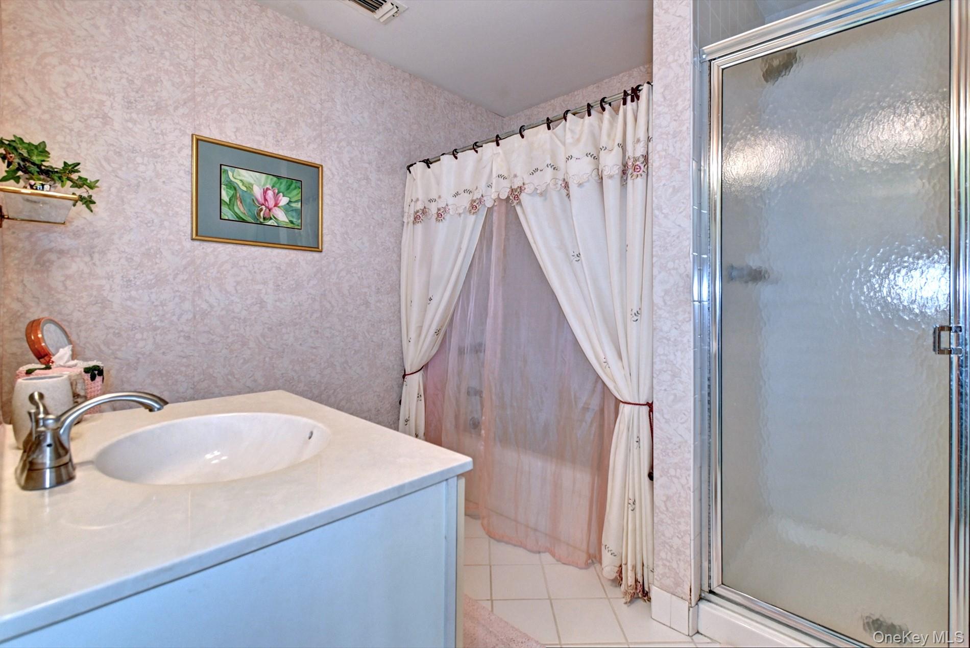 #29 photo, 315 Erik Drive, East Setauket , NY 11733