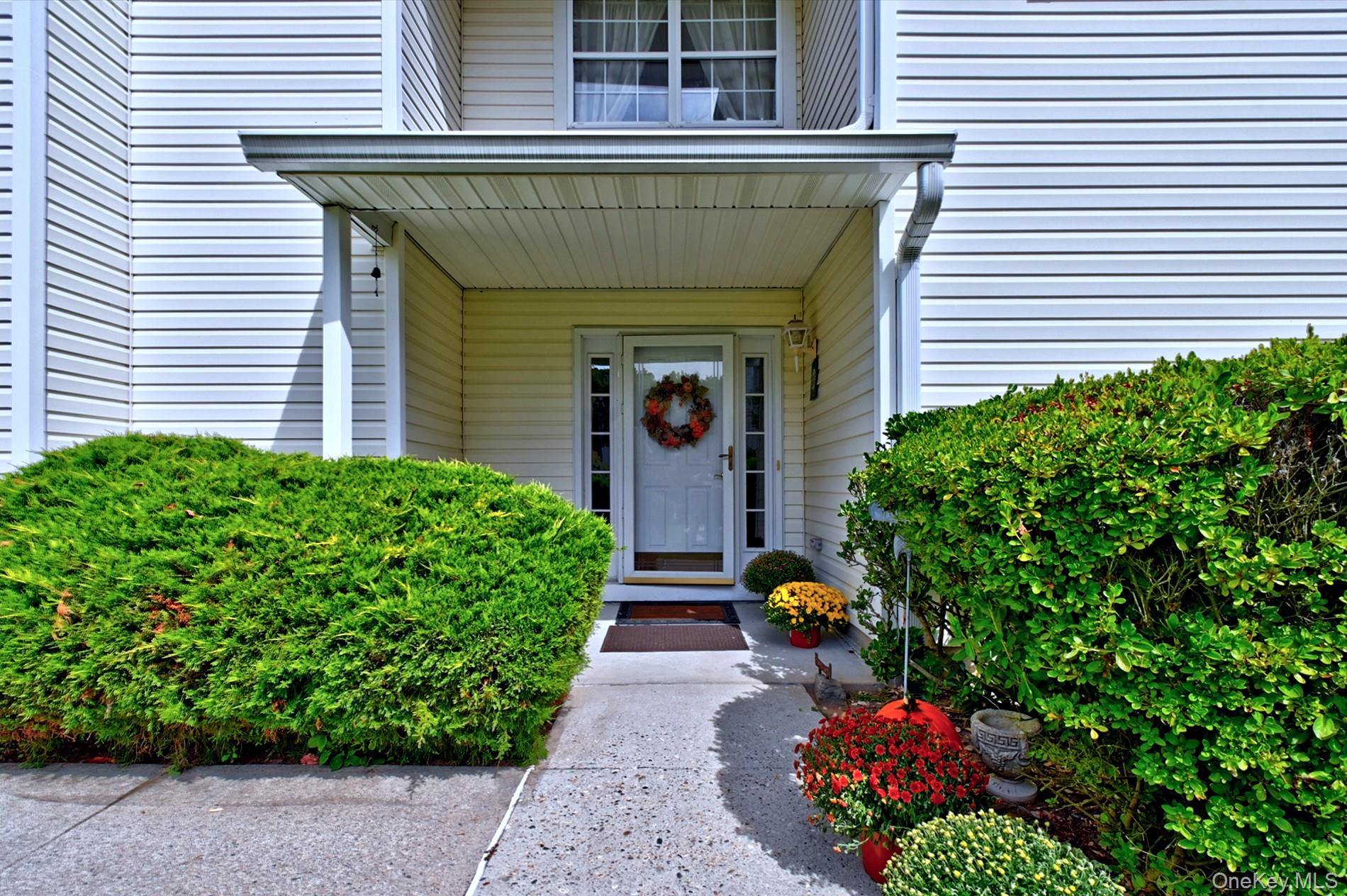 #3 photo, 315 Erik Drive, East Setauket , NY 11733