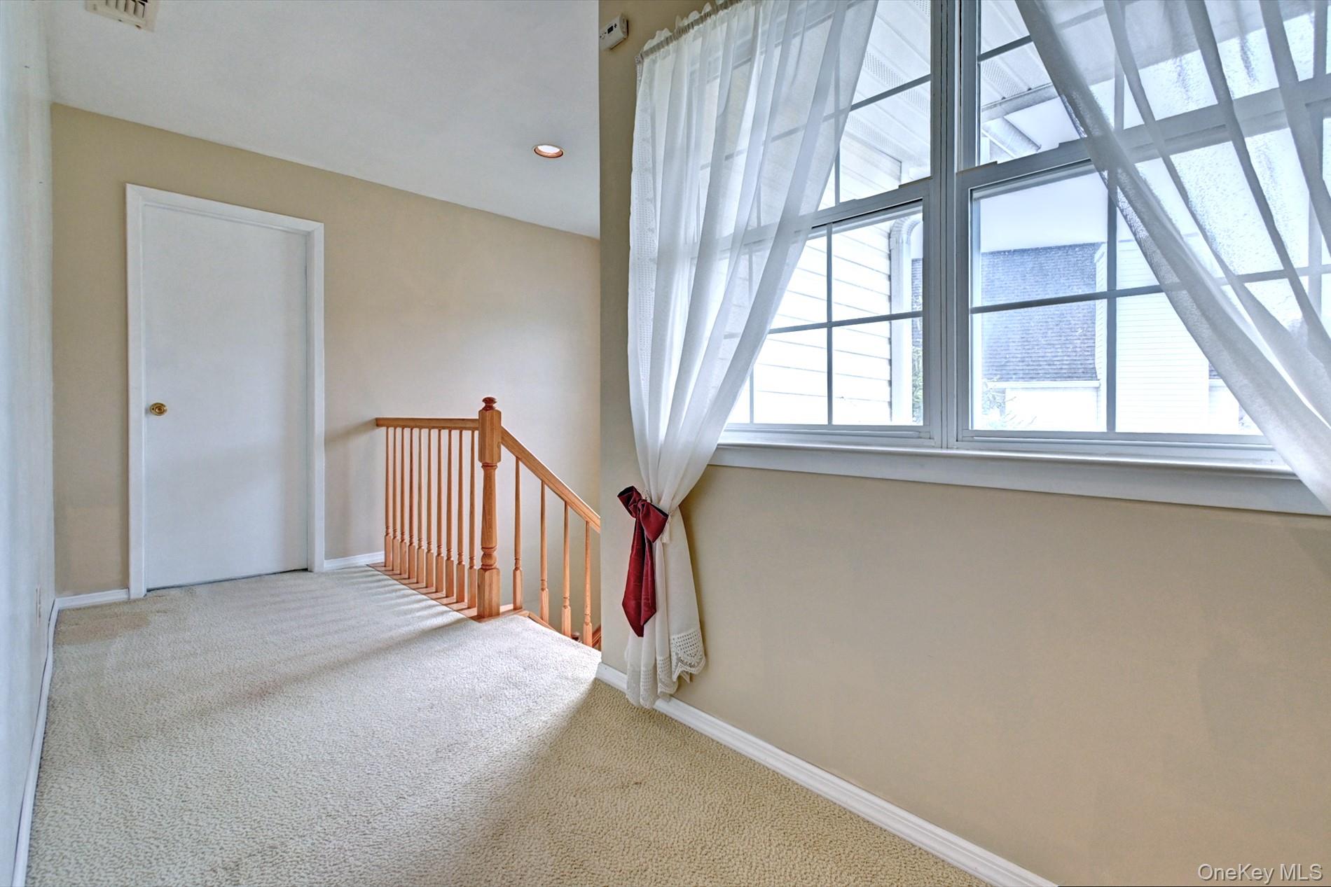 #33 photo, 315 Erik Drive, East Setauket , NY 11733