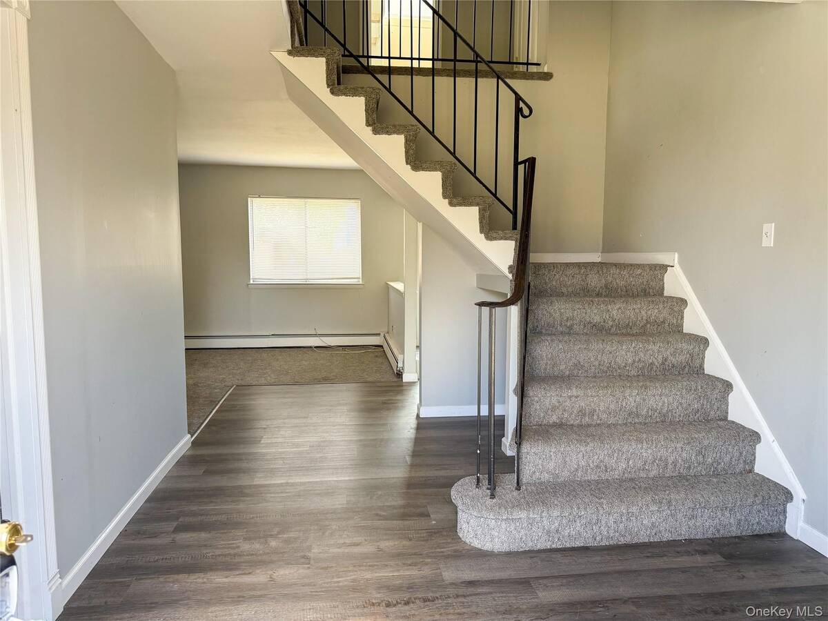 #3 photo, 130 Tarpon Avenue, Medford , NY 11763