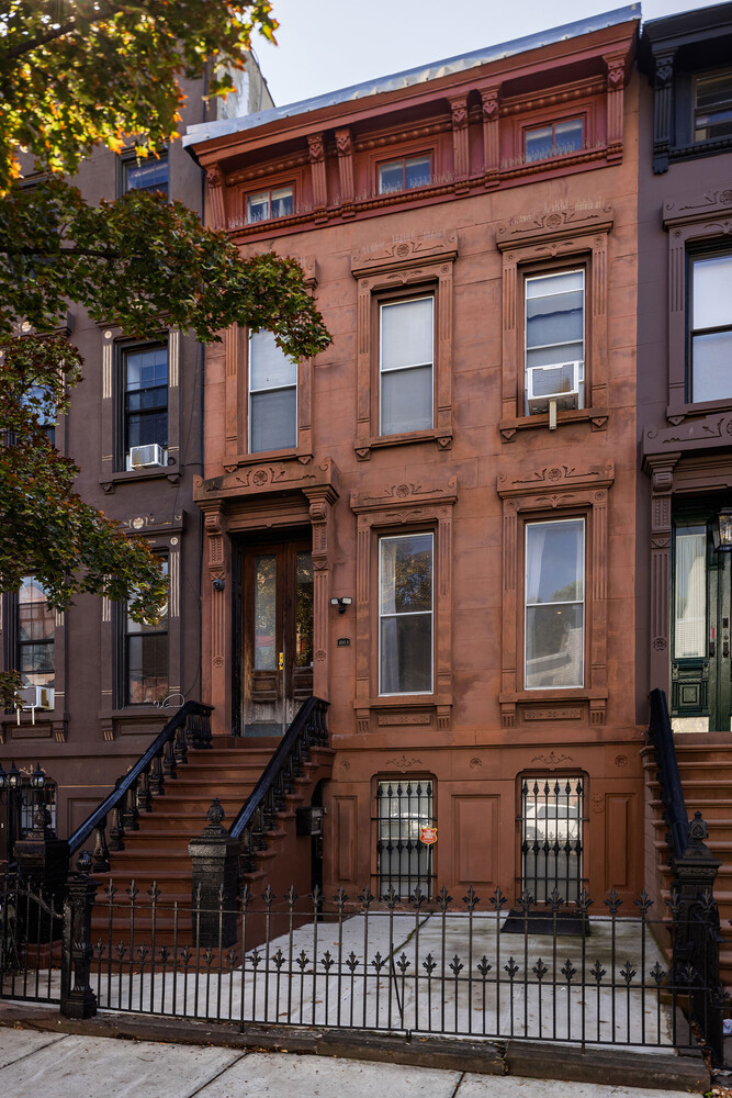 #4 photo, 490A MONROE Street, Stuyvesant Heights , NY 11221