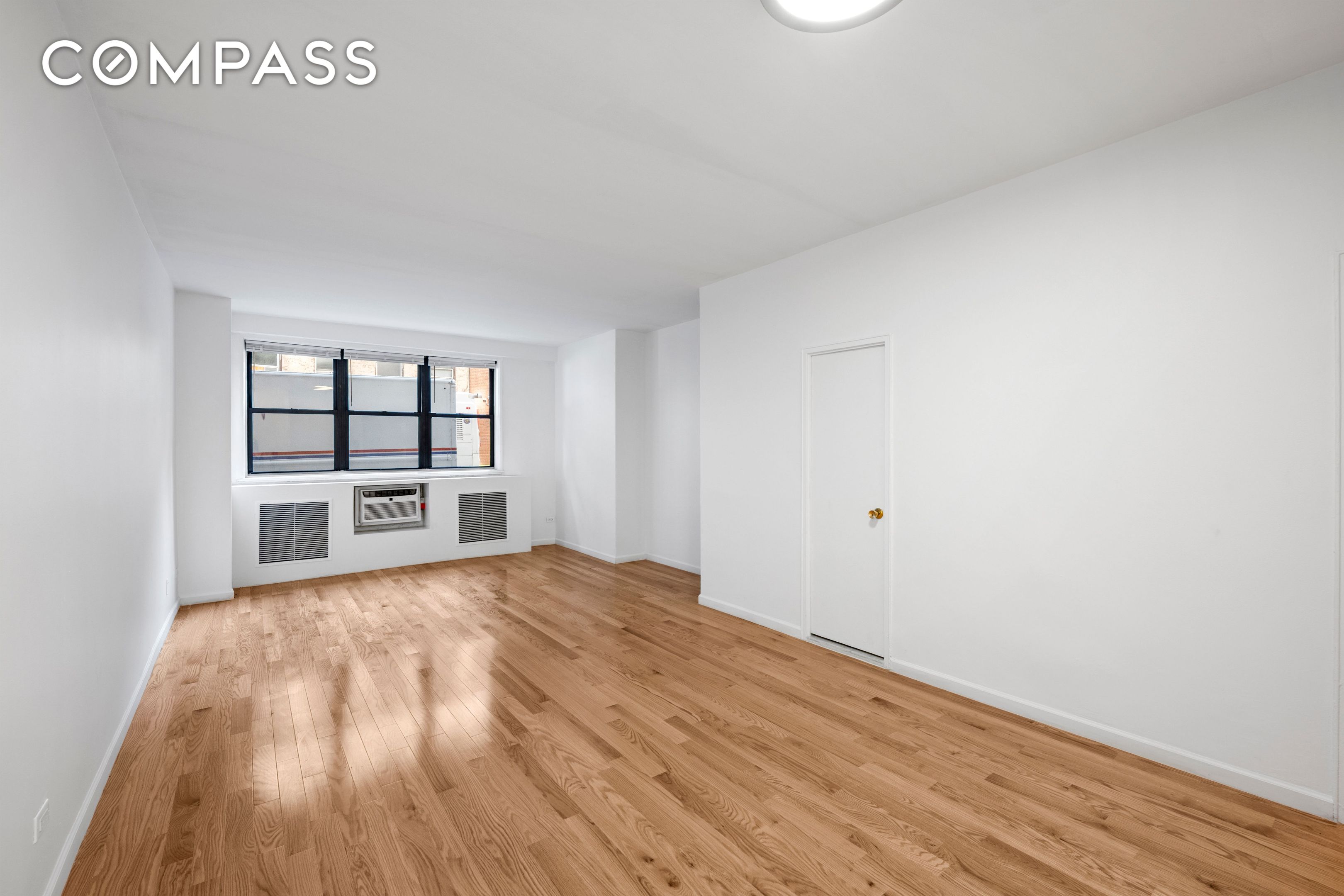 #3 photo, 330 3rd Avenue, Kips Bay , NY 10010