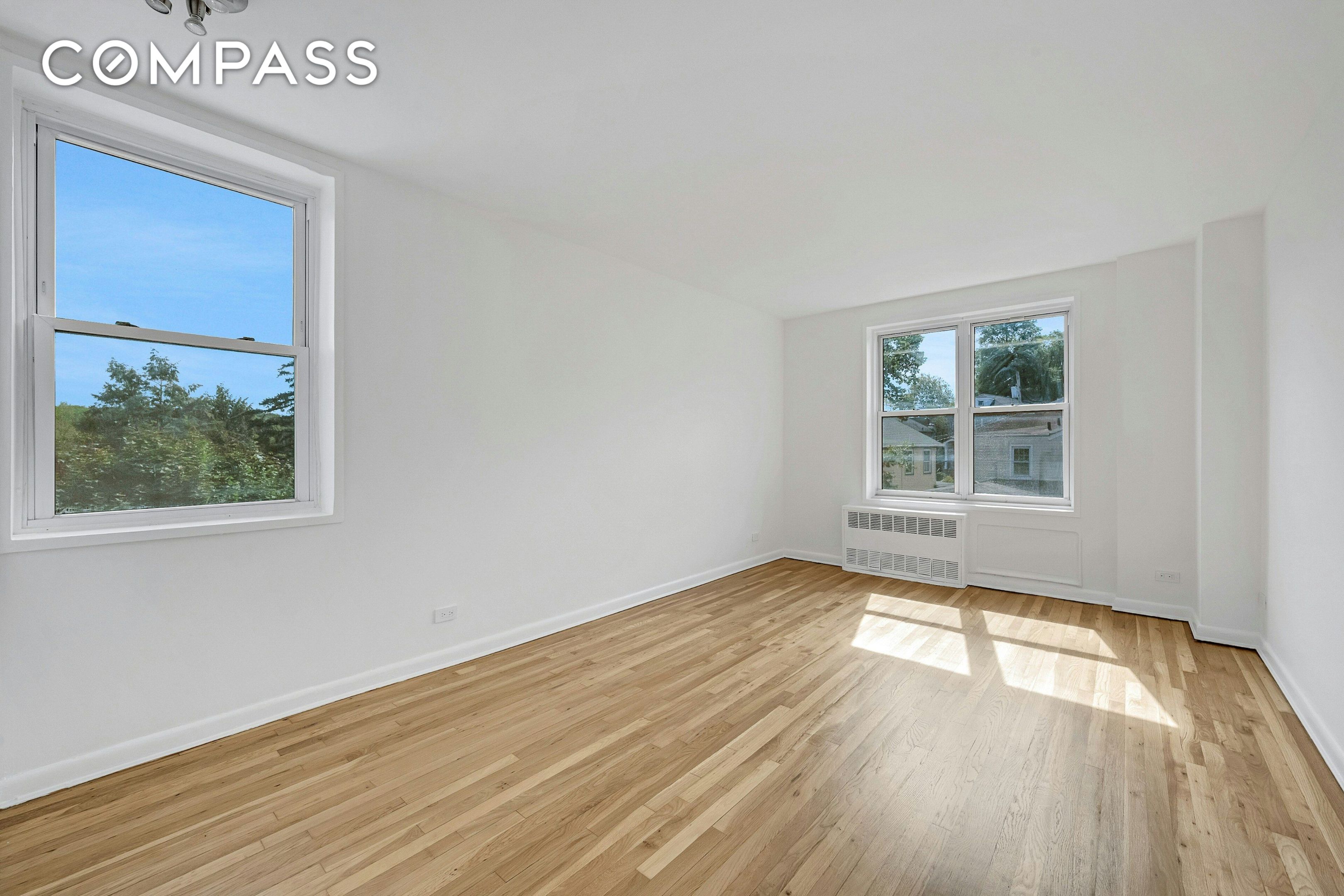 #12 photo, 5730 Mosholu Avenue, ブロンクス区 North Riverdale , NY 10471