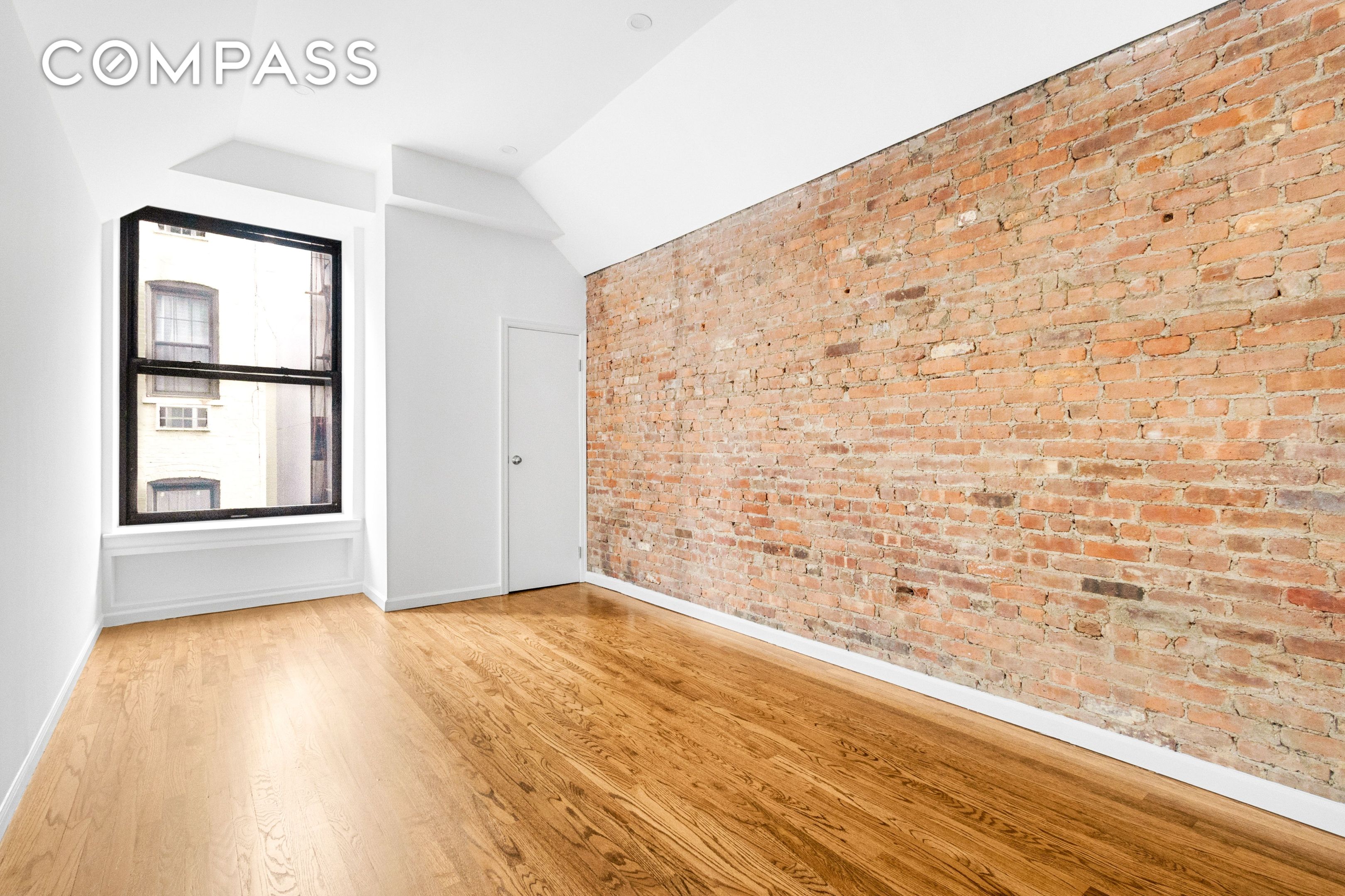 #18 photo, 244 W 23rd Street, マンハッタン Chelsea , NY 10011
