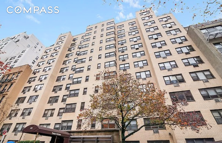 #8 photo, 315 E 69th Street, Lenox Hill , NY 10021