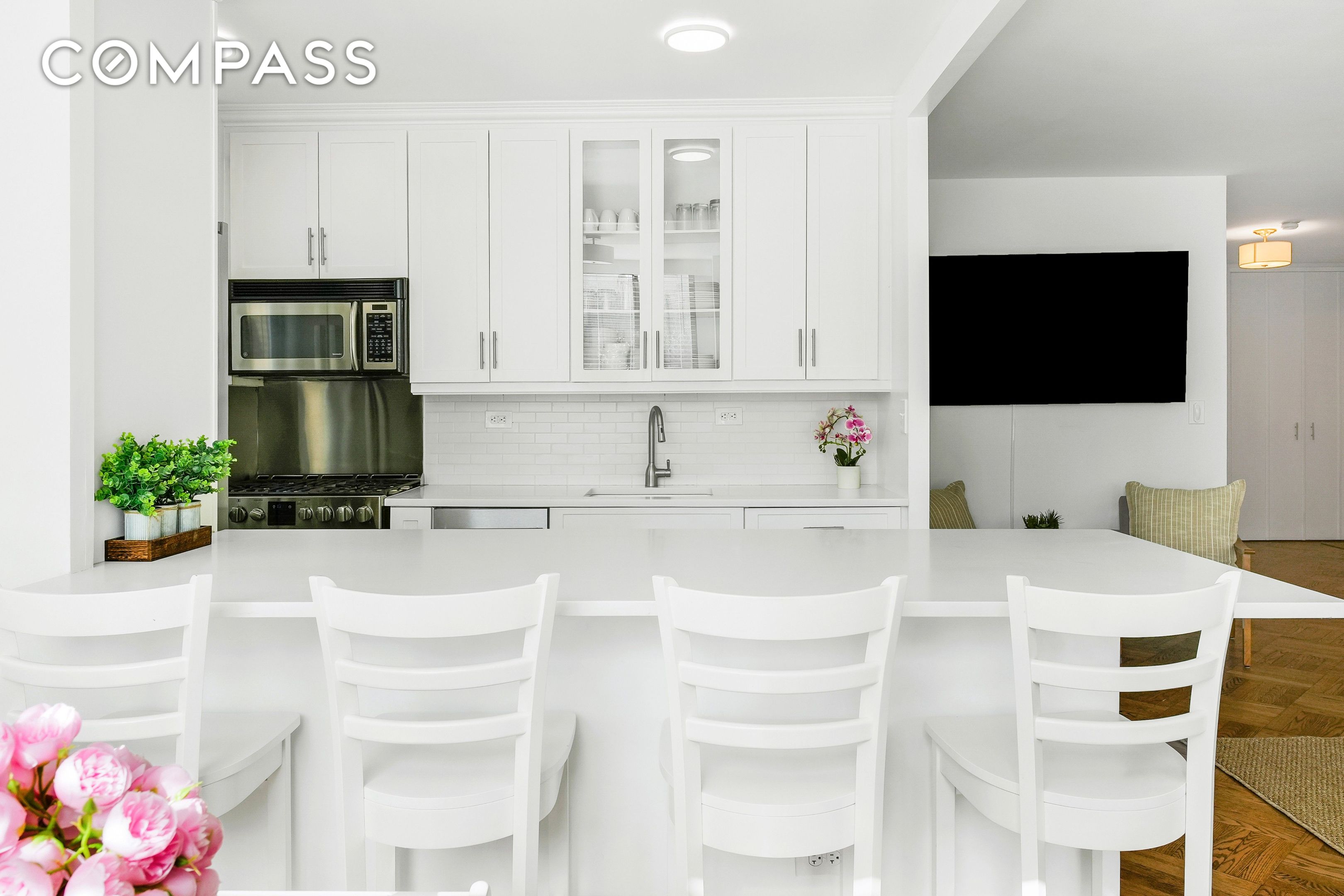 #10 photo, 171 E 84th Street, Upper East Side , NY 10028