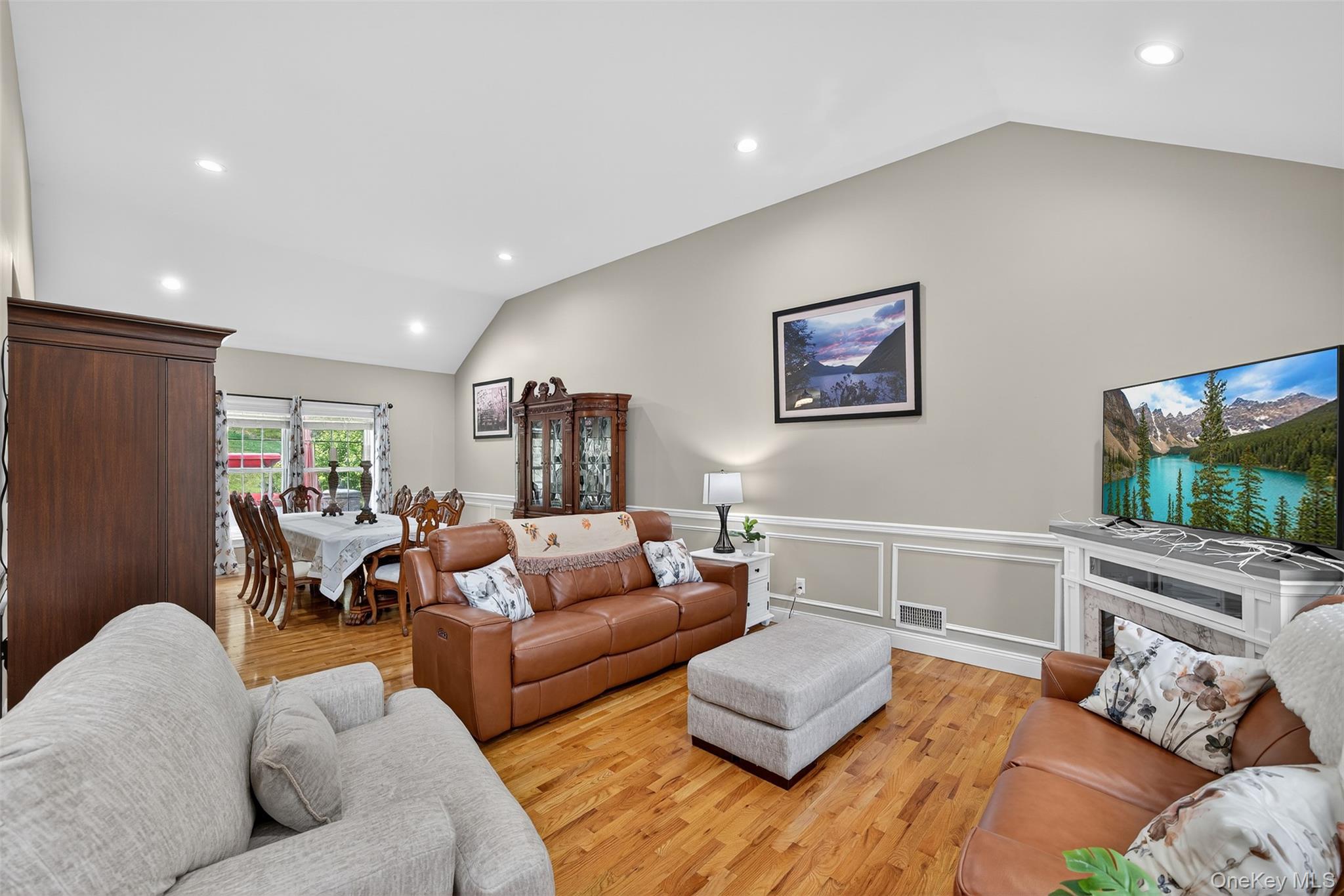 #11 photo, 2 Pond Ridge Crossing, Newburgh , NY 12550