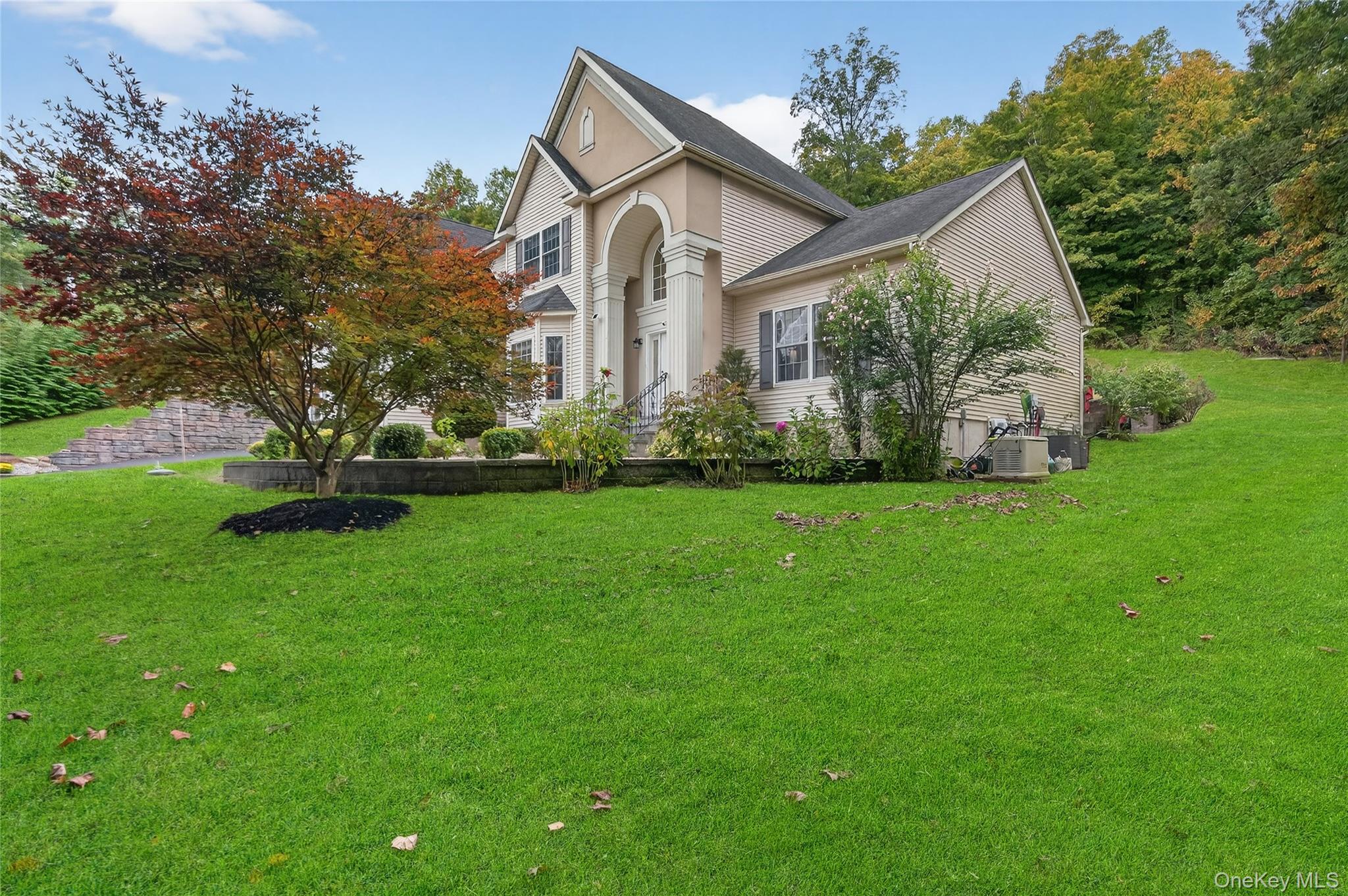 #3 photo, 2 Pond Ridge Crossing, Newburgh , NY 12550