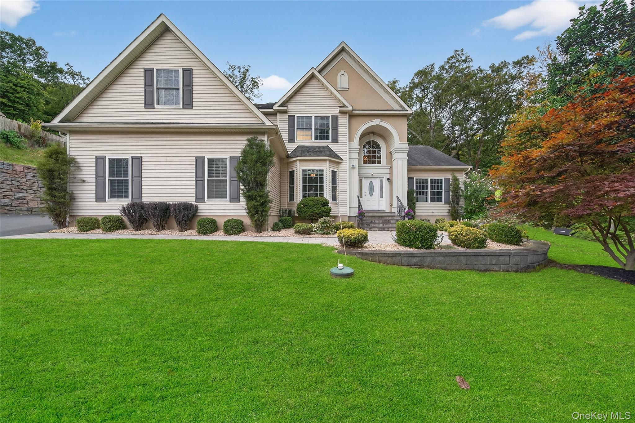 #4 photo, 2 Pond Ridge Crossing, Newburgh , NY 12550