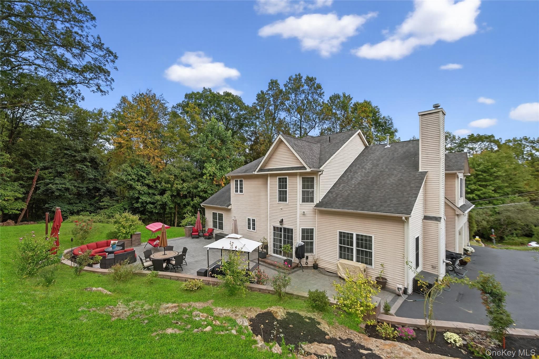 #7 photo, 2 Pond Ridge Crossing, Newburgh , NY 12550