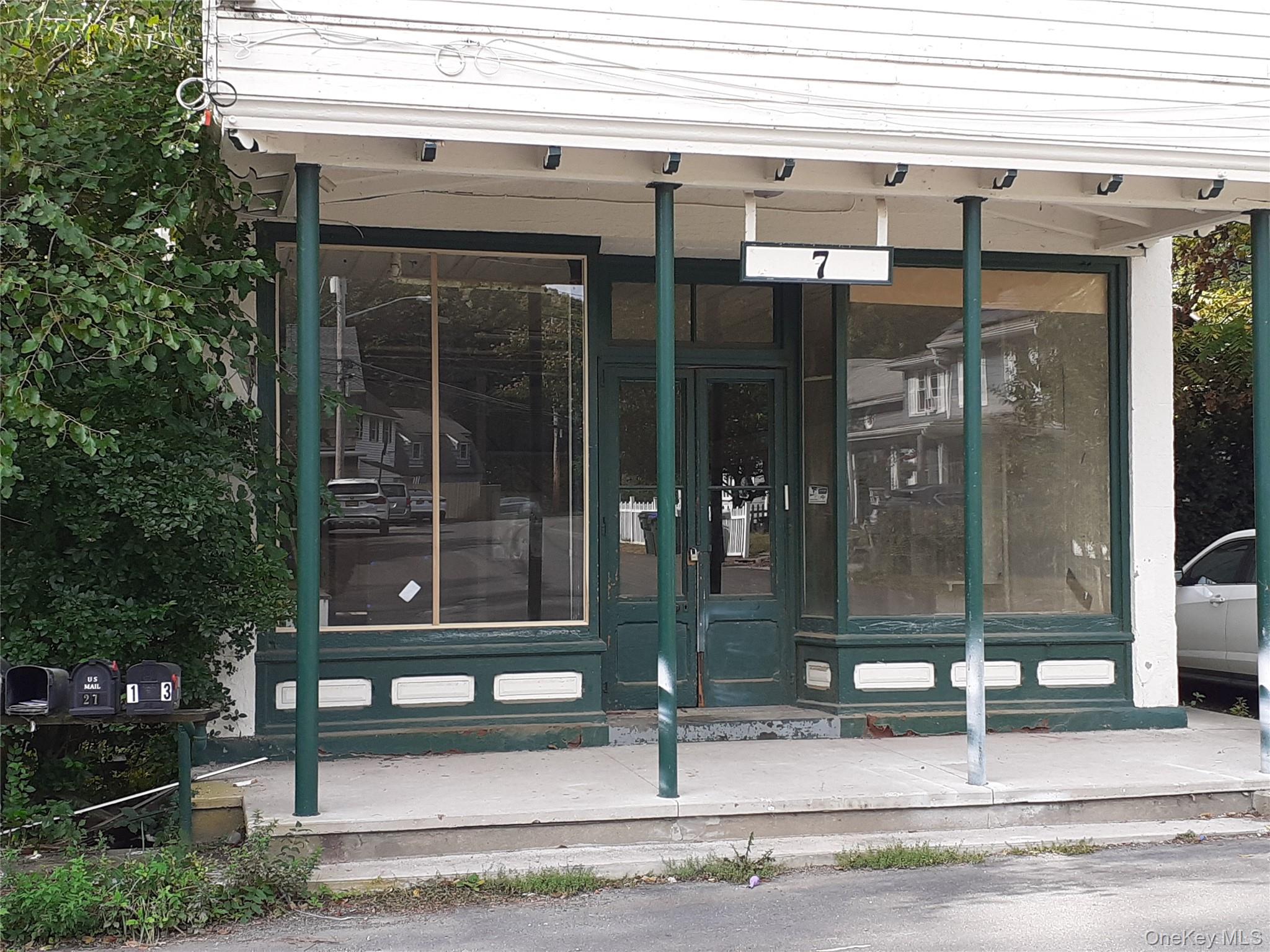 #3 photo, 1 Sackett Square, Chester , NY 10918