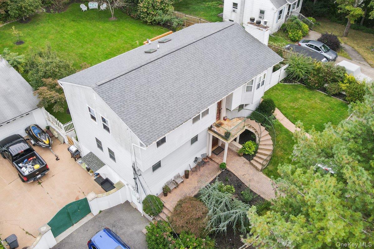 #9 photo, 129 Berkshire Drive, Farmingville , NY 11738