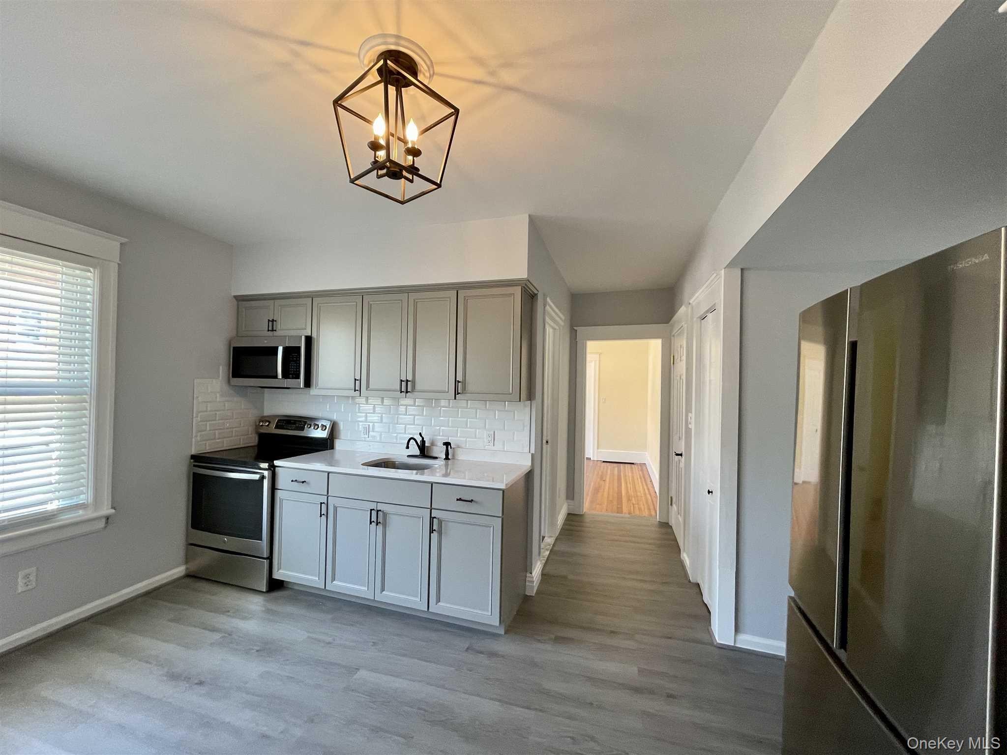 #5 photo, 11 Franklin Street, Poughkeepsie , NY 12601