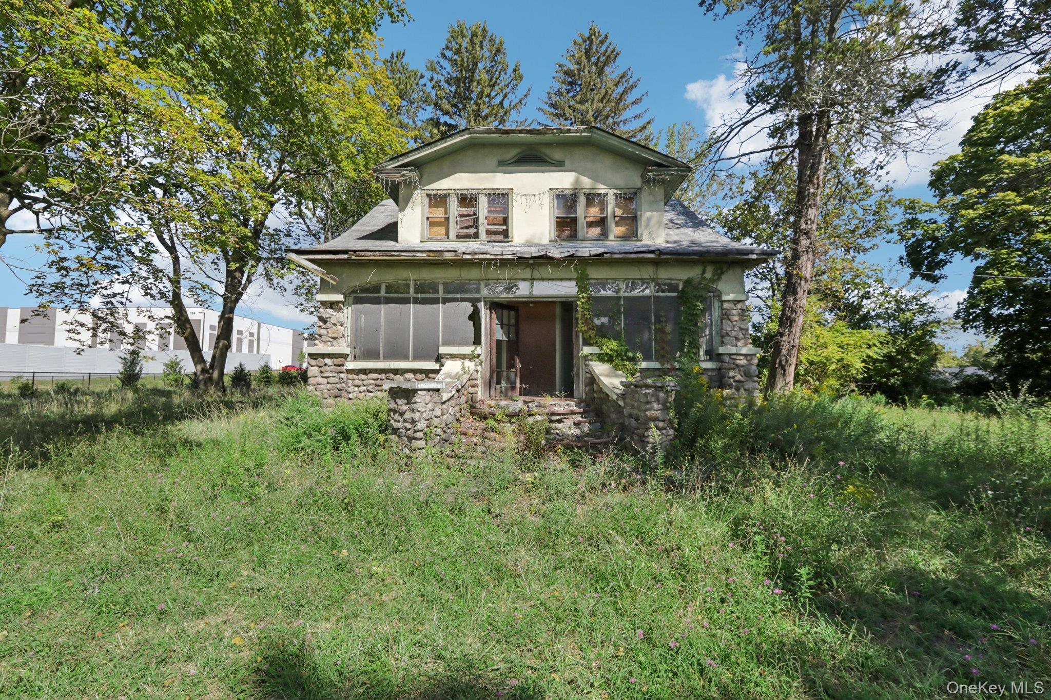 #1 photo, 122 Route 17K, Newburgh , NY 12550