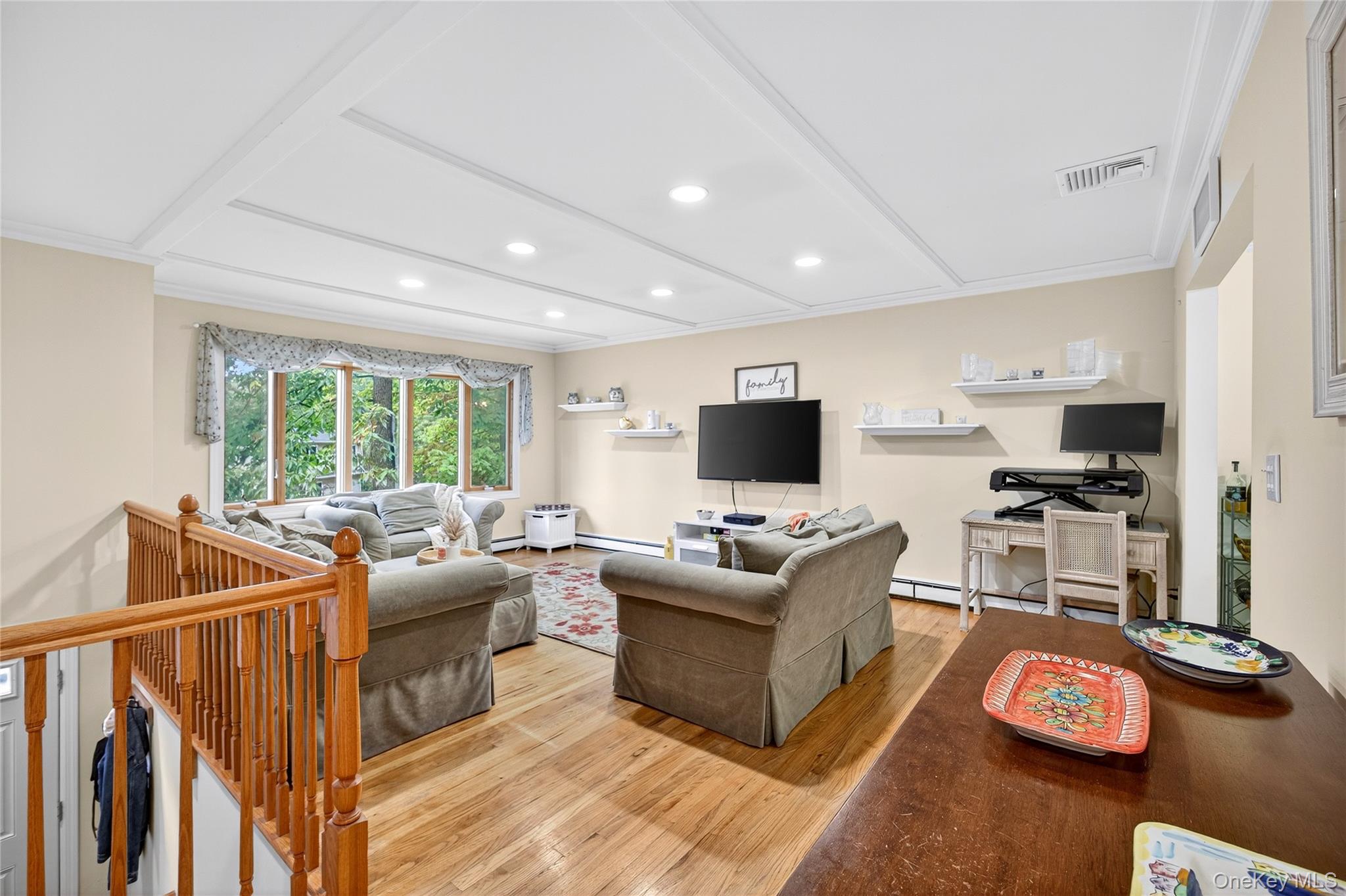 #4 photo, 50 Brentwood Drive, Pleasantville , NY 10570