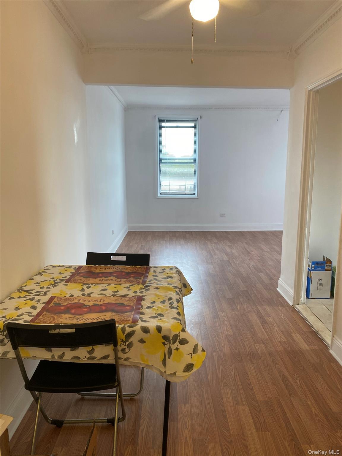 #11 photo, 150-15 72nd Road, クイーンズ区 Kew Garden Hills , NY 11367