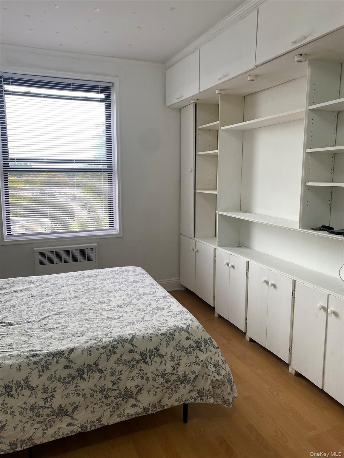 #12 photo, 150-15 72nd Road, クイーンズ区 Kew Garden Hills , NY 11367