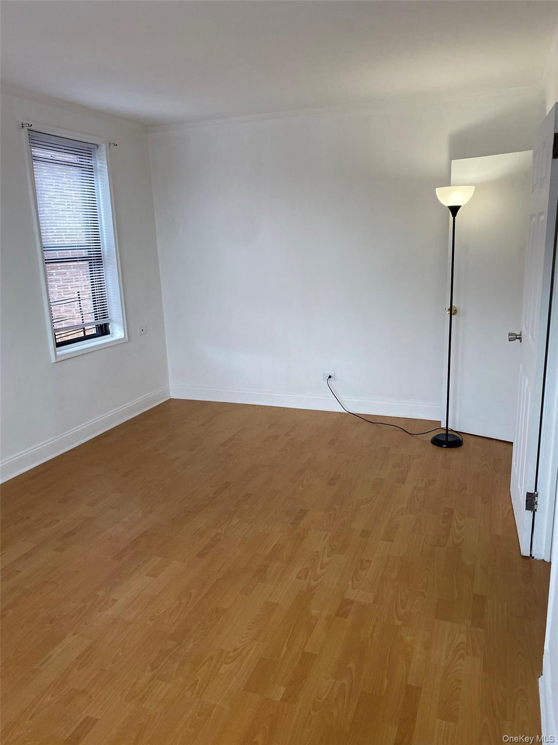 #17 photo, 150-15 72nd Road, クイーンズ区 Kew Garden Hills , NY 11367