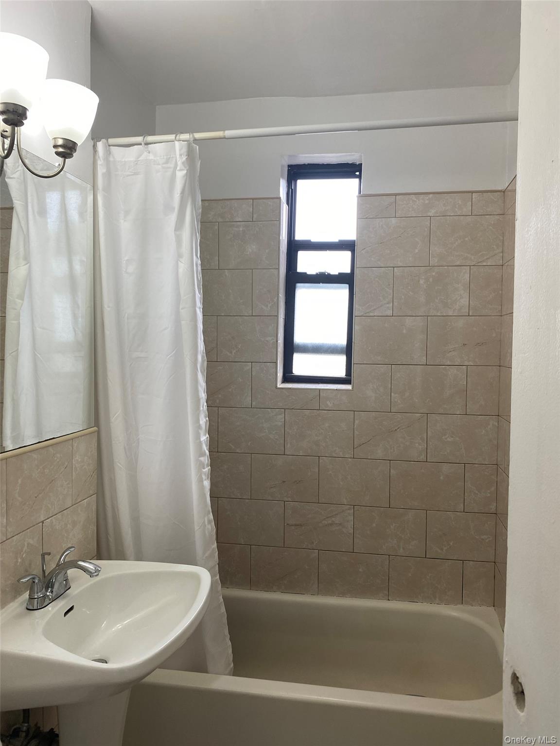 #7 photo, 150-15 72nd Road, クイーンズ区 Kew Garden Hills , NY 11367