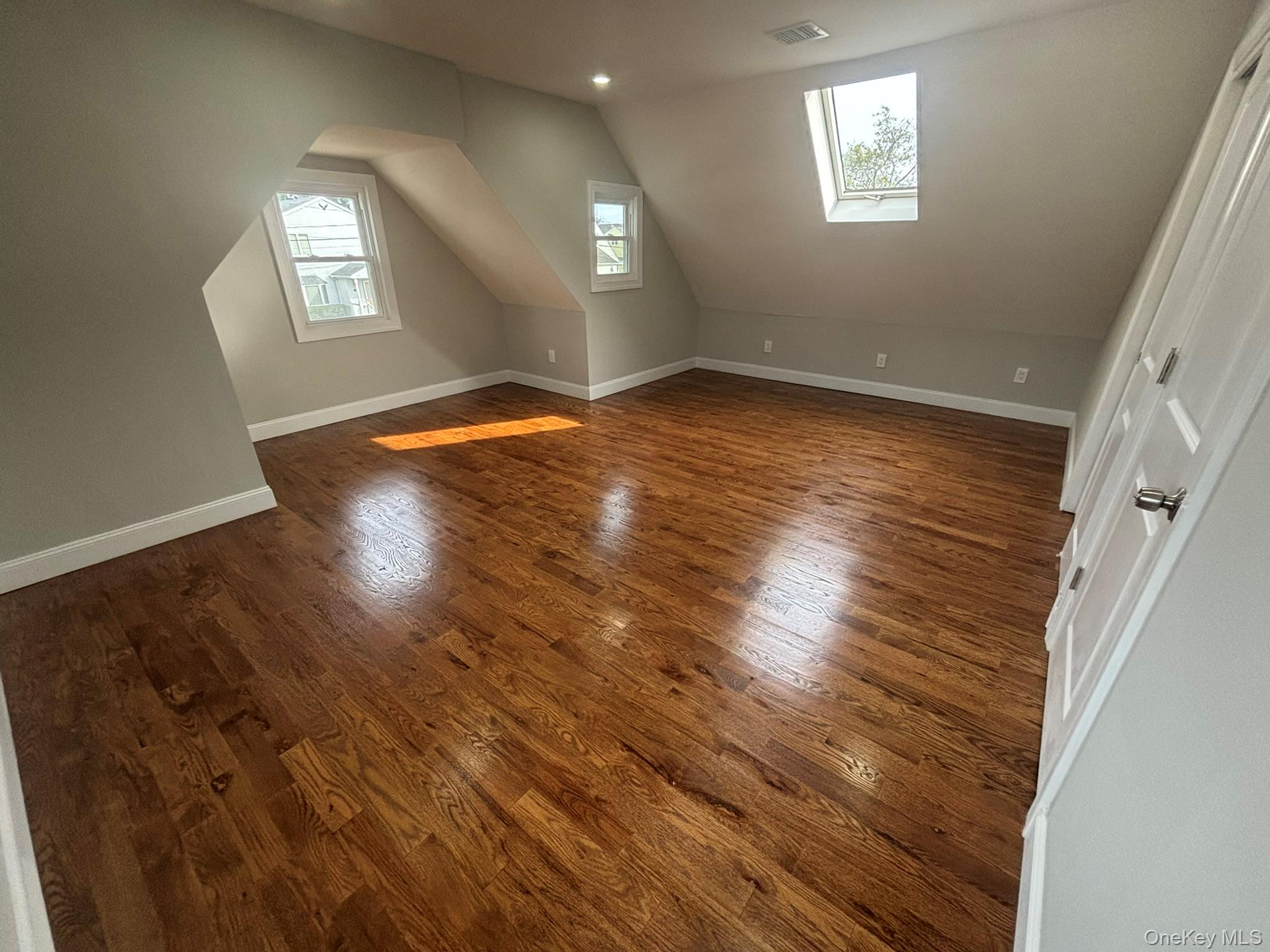 #11 photo, 3154 Roxbury Road, Oceanside , NY 11572