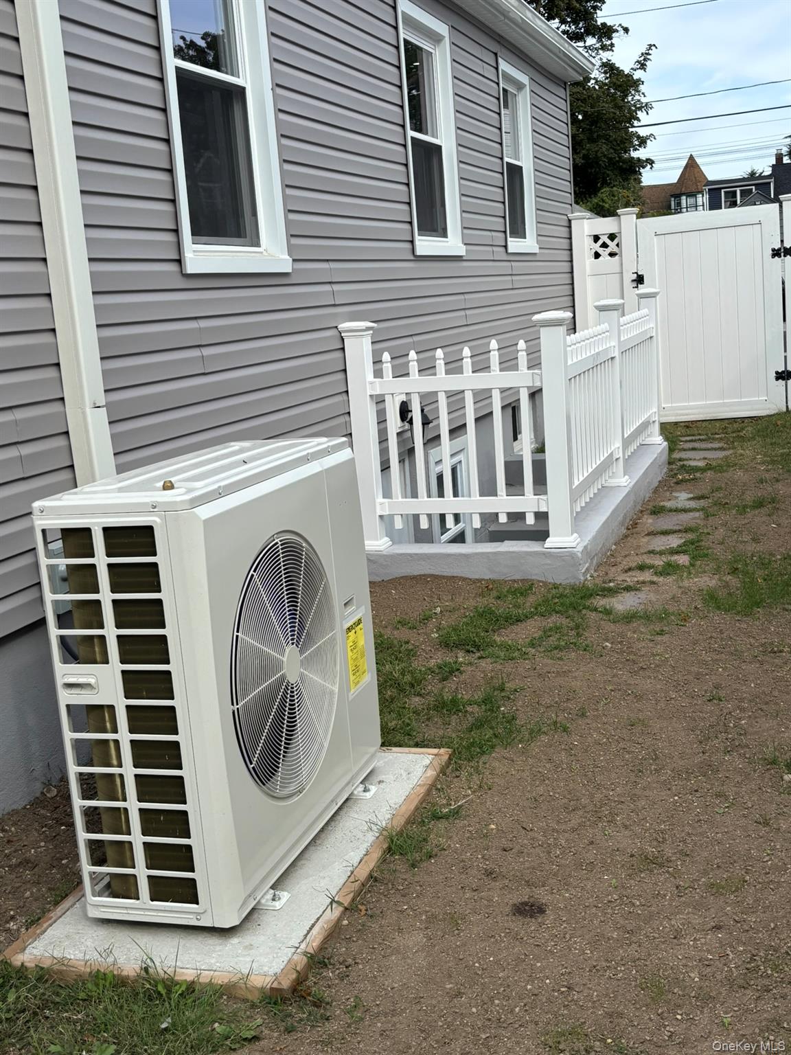 #19 photo, 3154 Roxbury Road, Oceanside , NY 11572