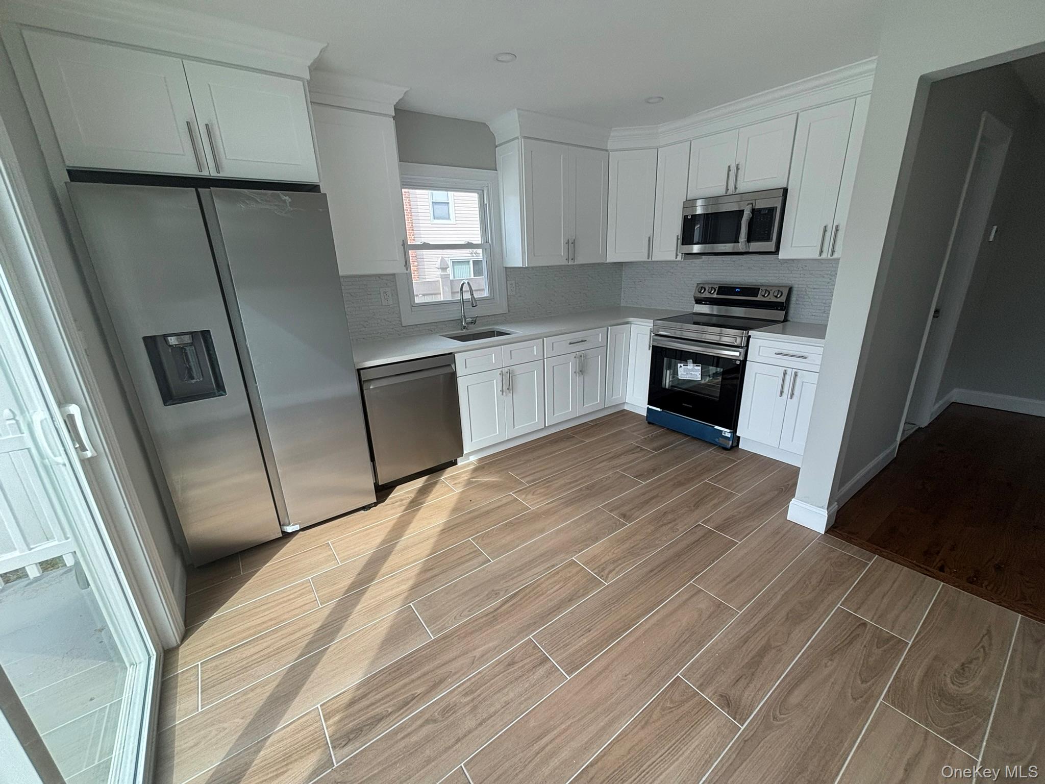 #5 photo, 3154 Roxbury Road, Oceanside , NY 11572