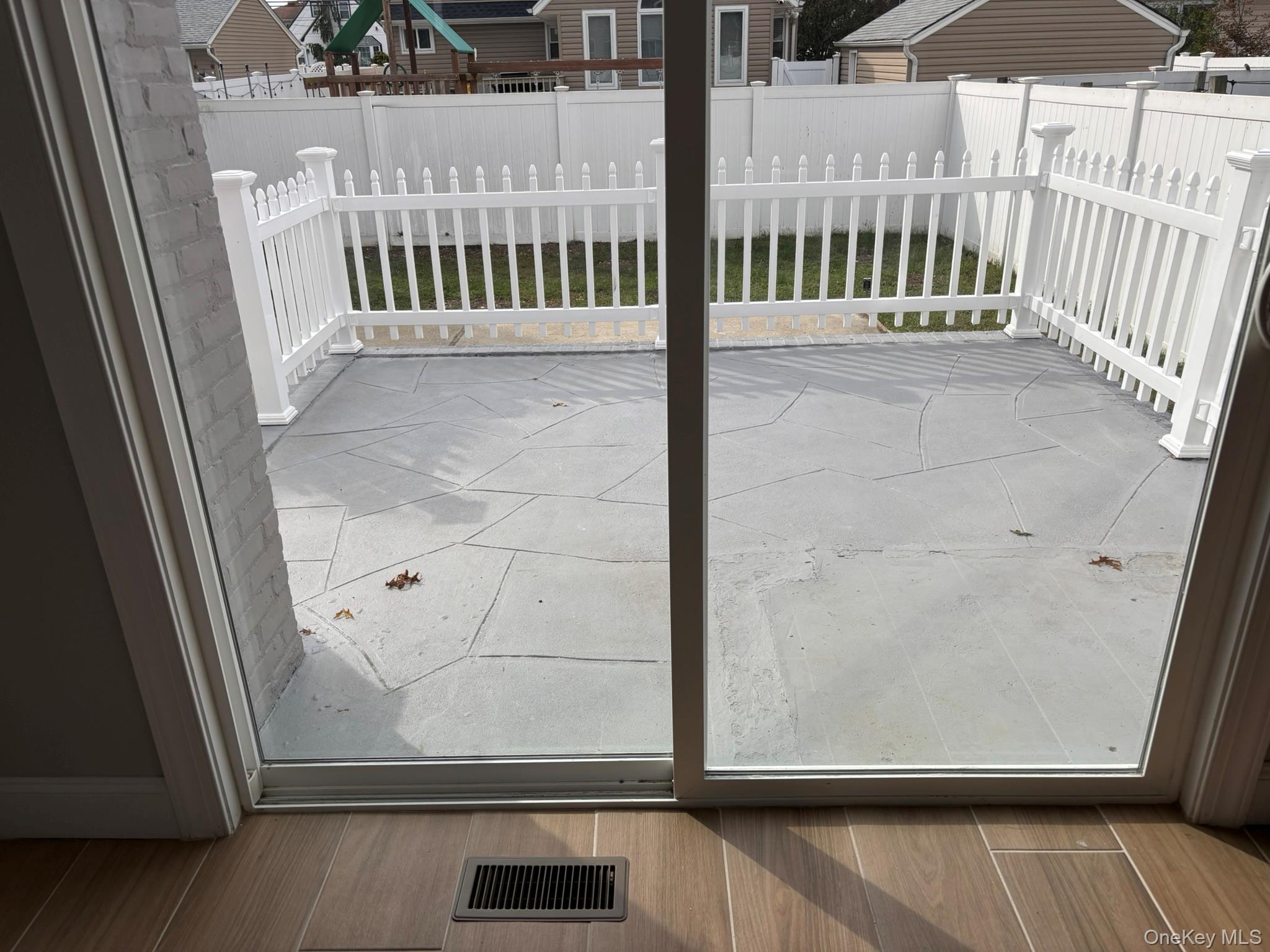 #9 photo, 3154 Roxbury Road, Oceanside , NY 11572