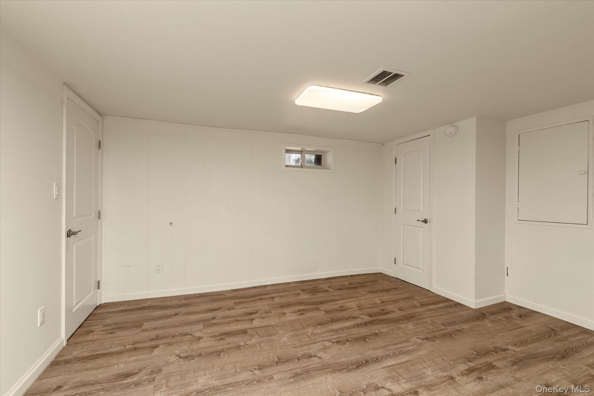 #13 photo, 25 Winnie Court, ナッソー郡 Westbury , NY 11590