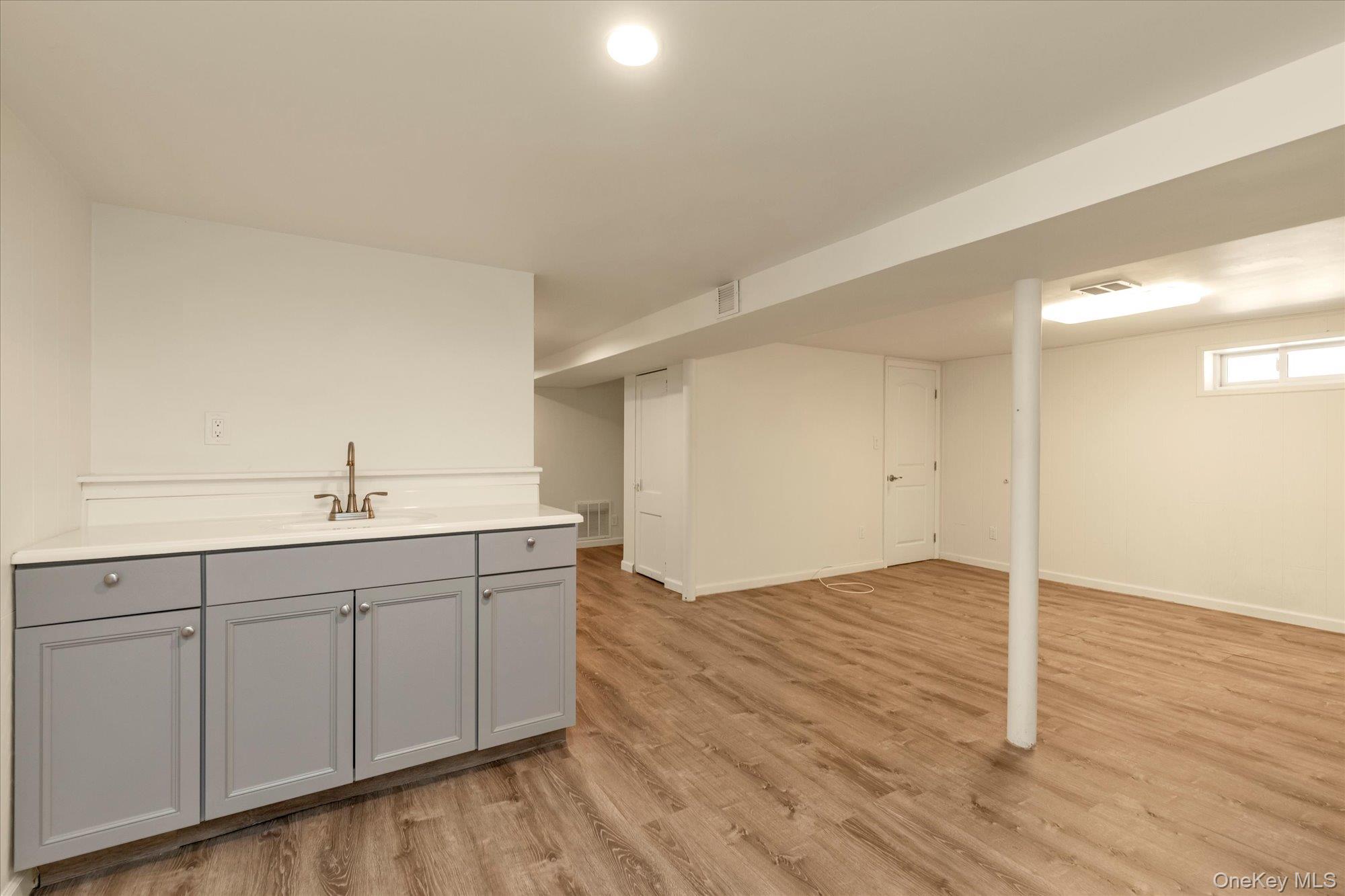 #15 photo, 25 Winnie Court, ナッソー郡 Westbury , NY 11590