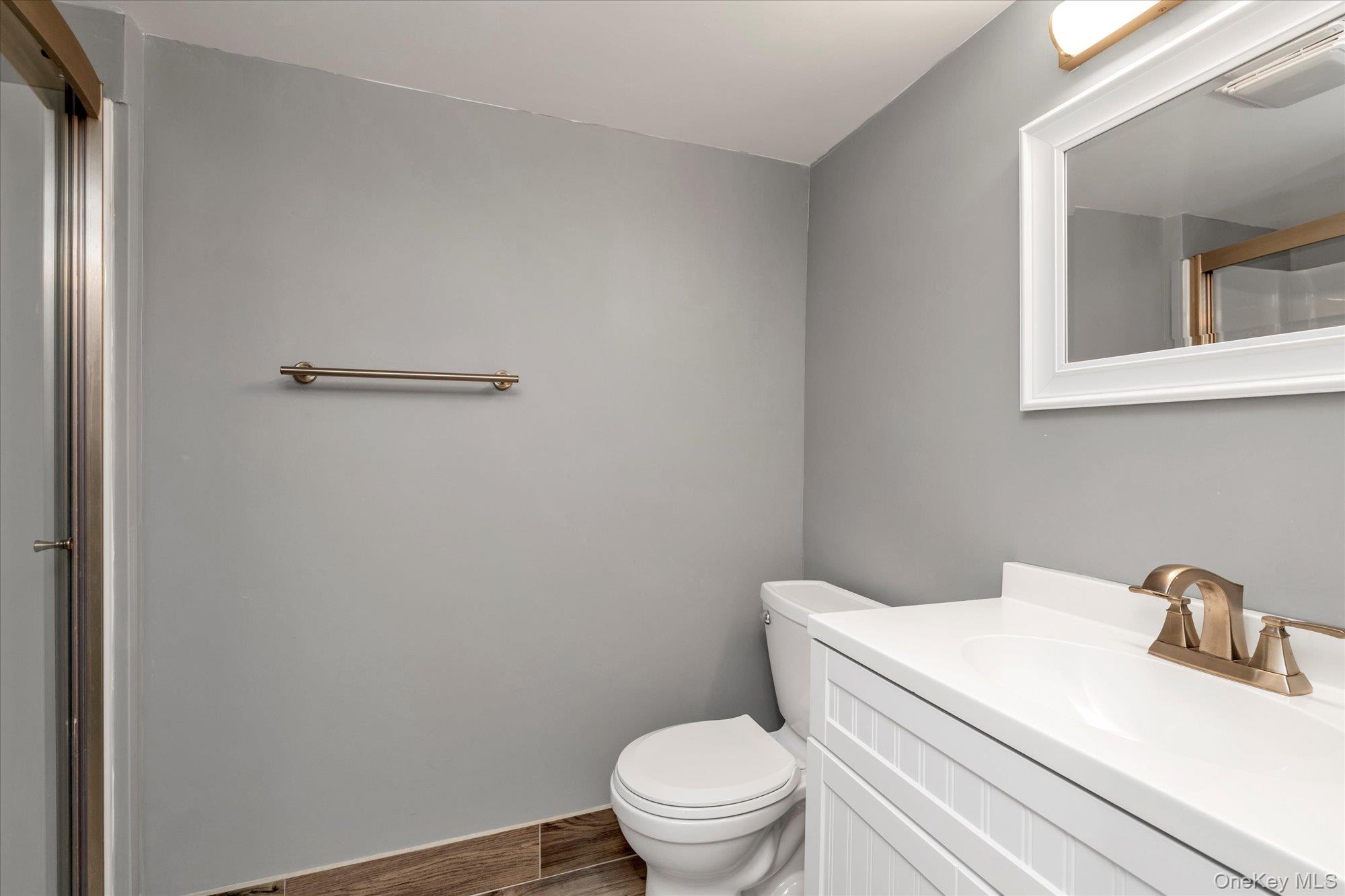 #17 photo, 25 Winnie Court, ナッソー郡 Westbury , NY 11590