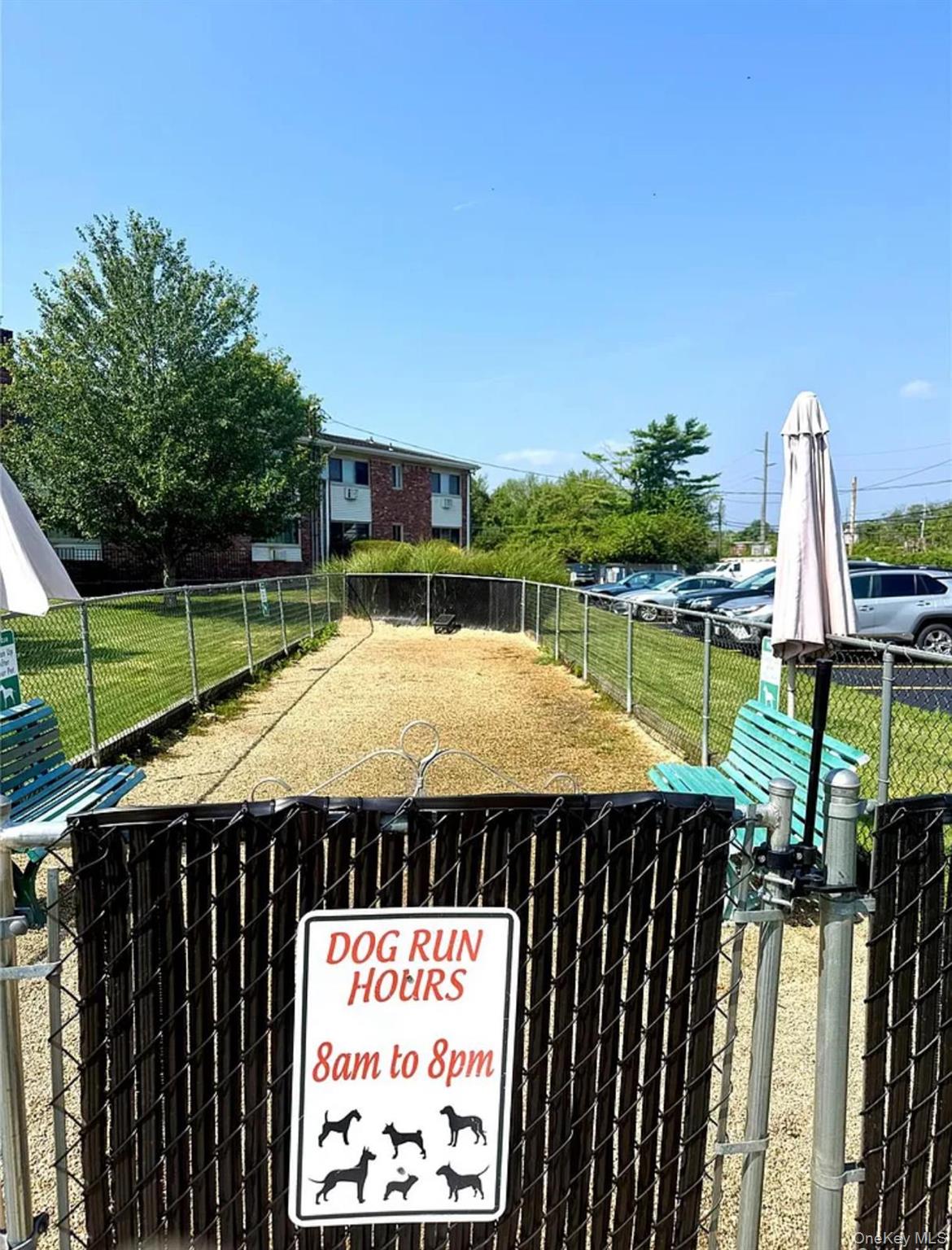 #16 photo, 2445 Union Boulevard, サフォーク郡 Islip , NY 11751