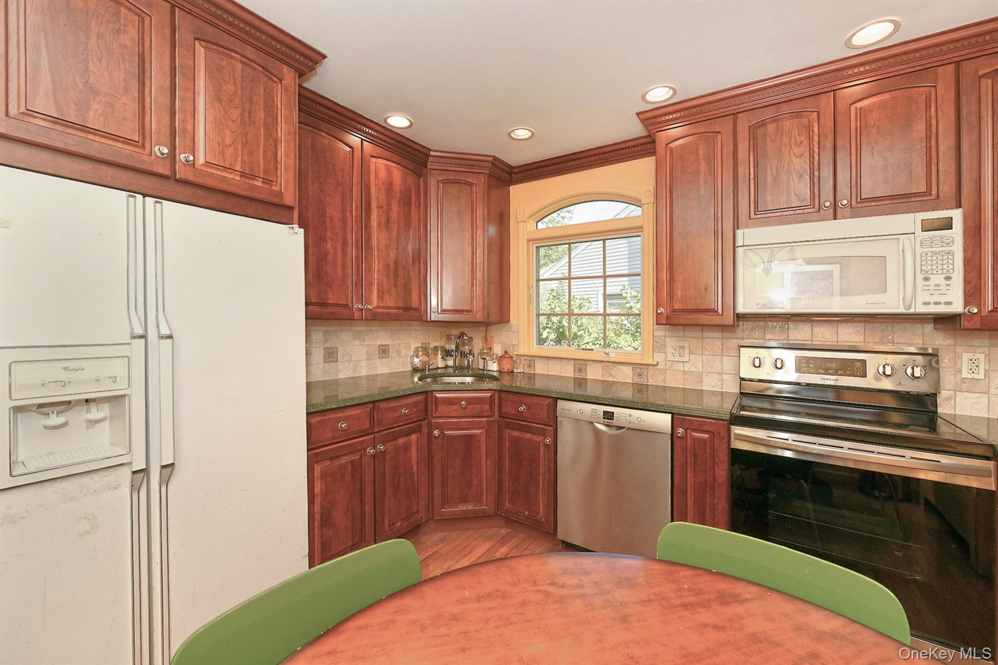 #11 photo, 1483 Crown Street, ナッソー郡 Wantagh , NY 11793