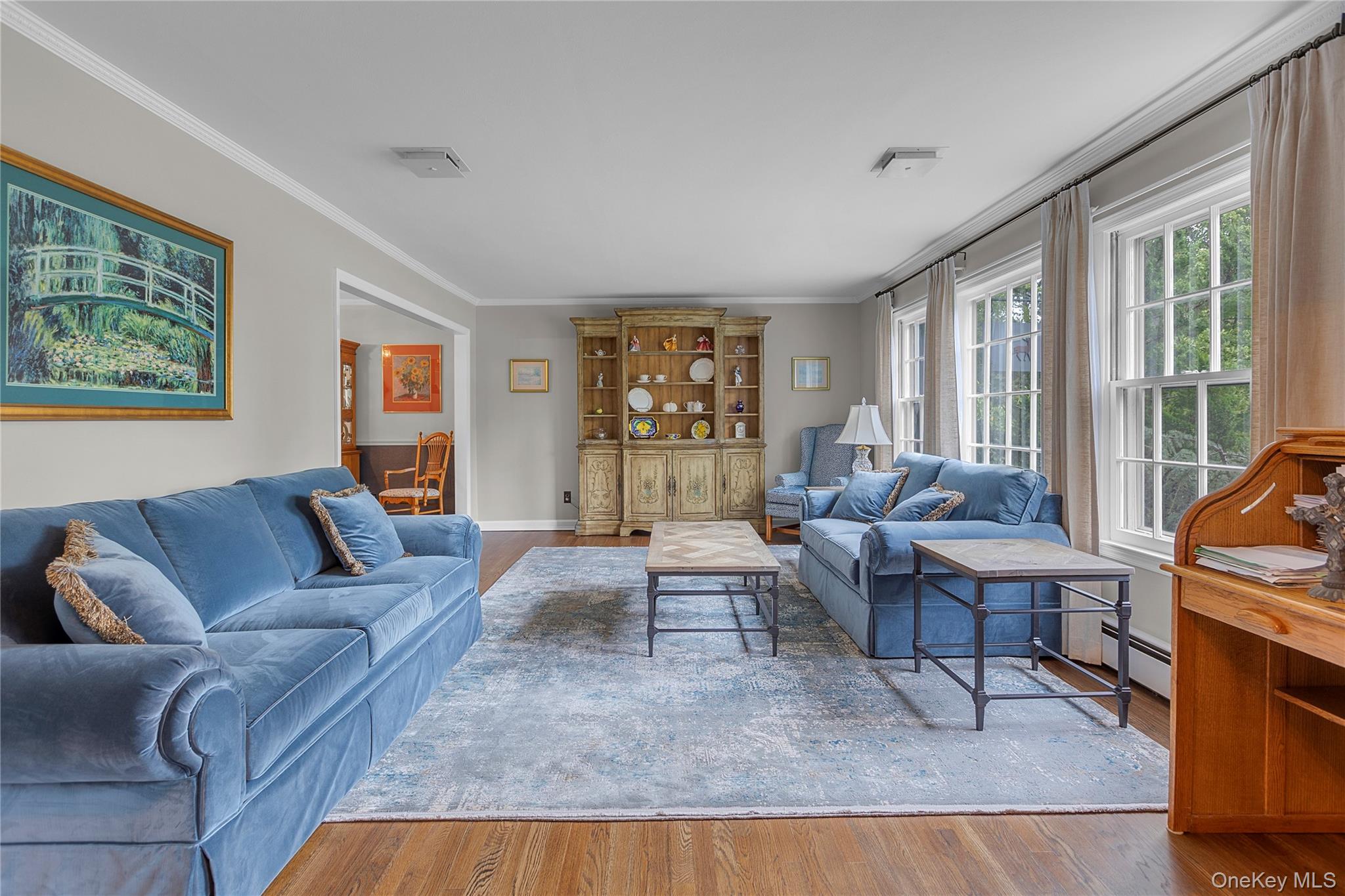 #4 photo, 60 Oak Street, Smithtown , NY 11787