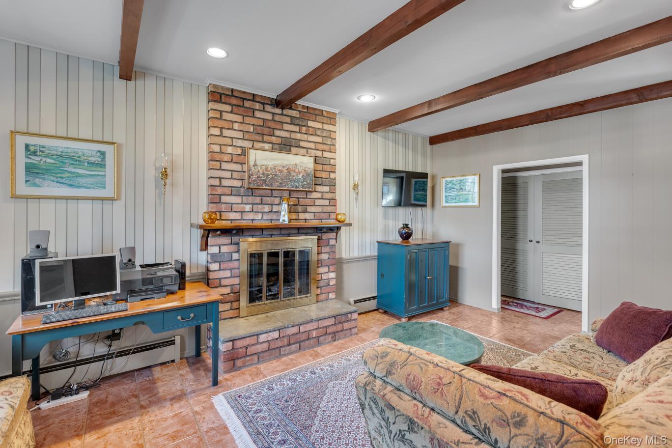 #9 photo, 60 Oak Street, Smithtown , NY 11787