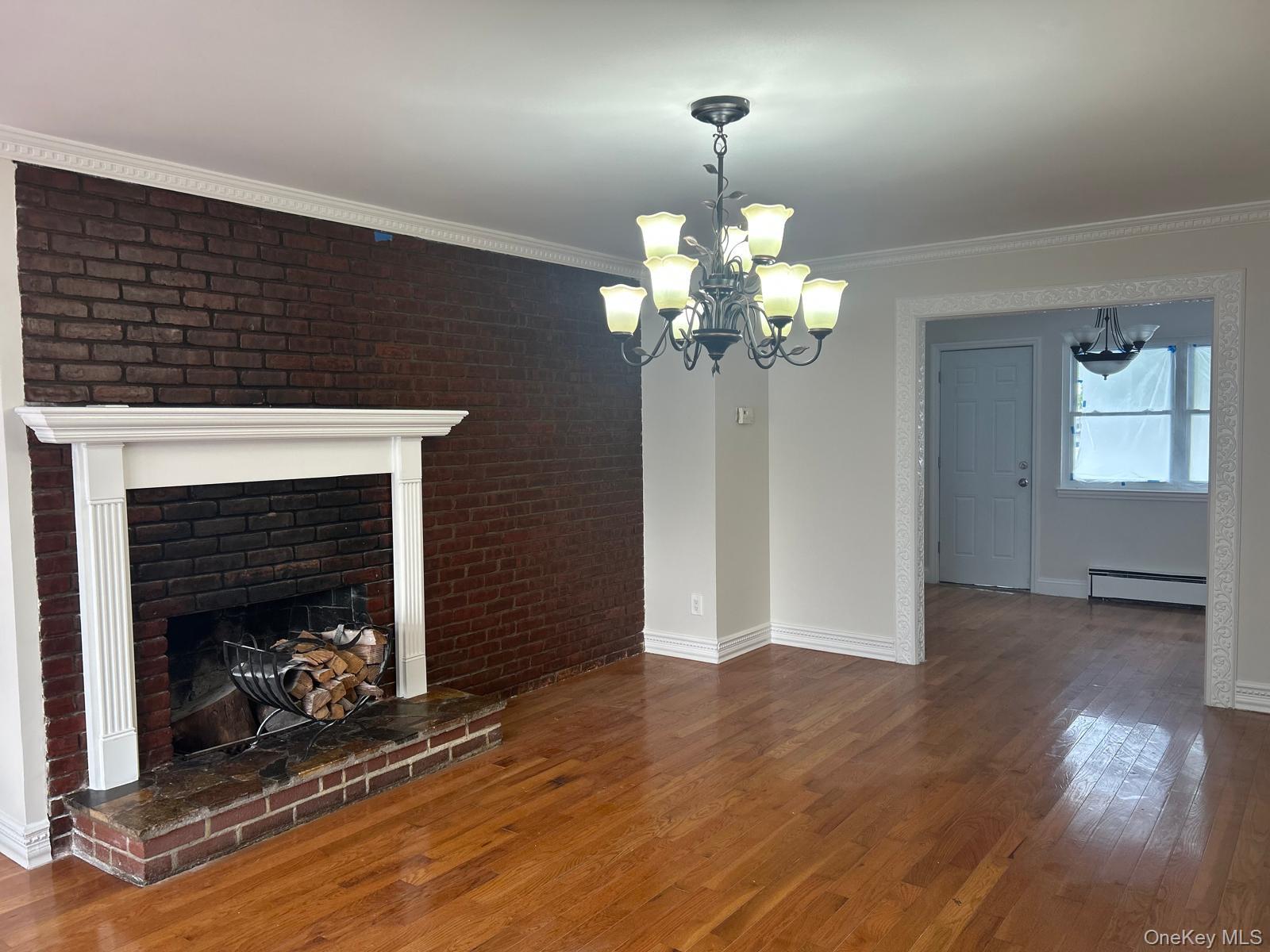 #3 photo, 209 Nassau Avenue, ナッソー郡 Freeport , NY 11520